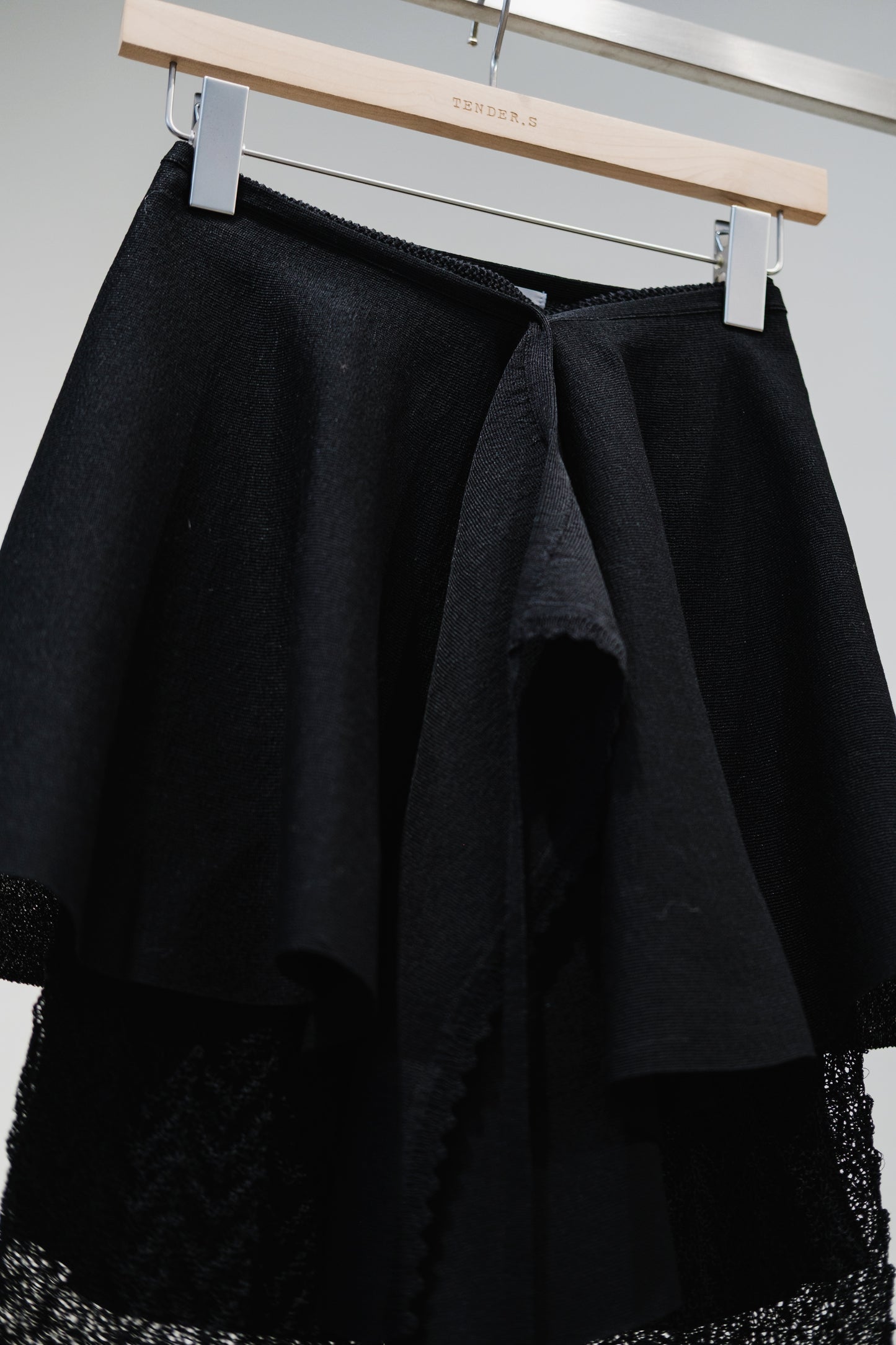 skirt-combined pants