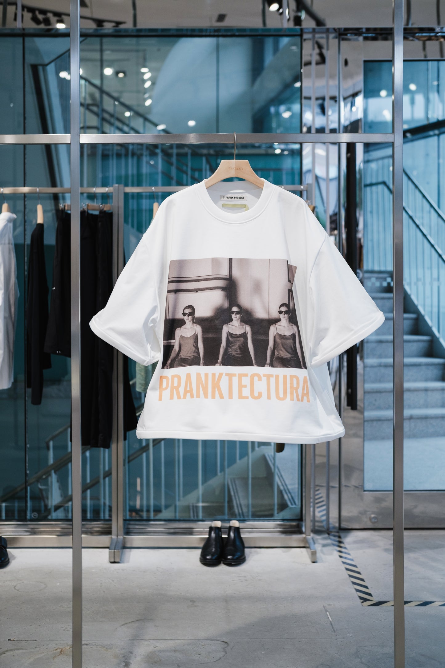 wire hem big tee