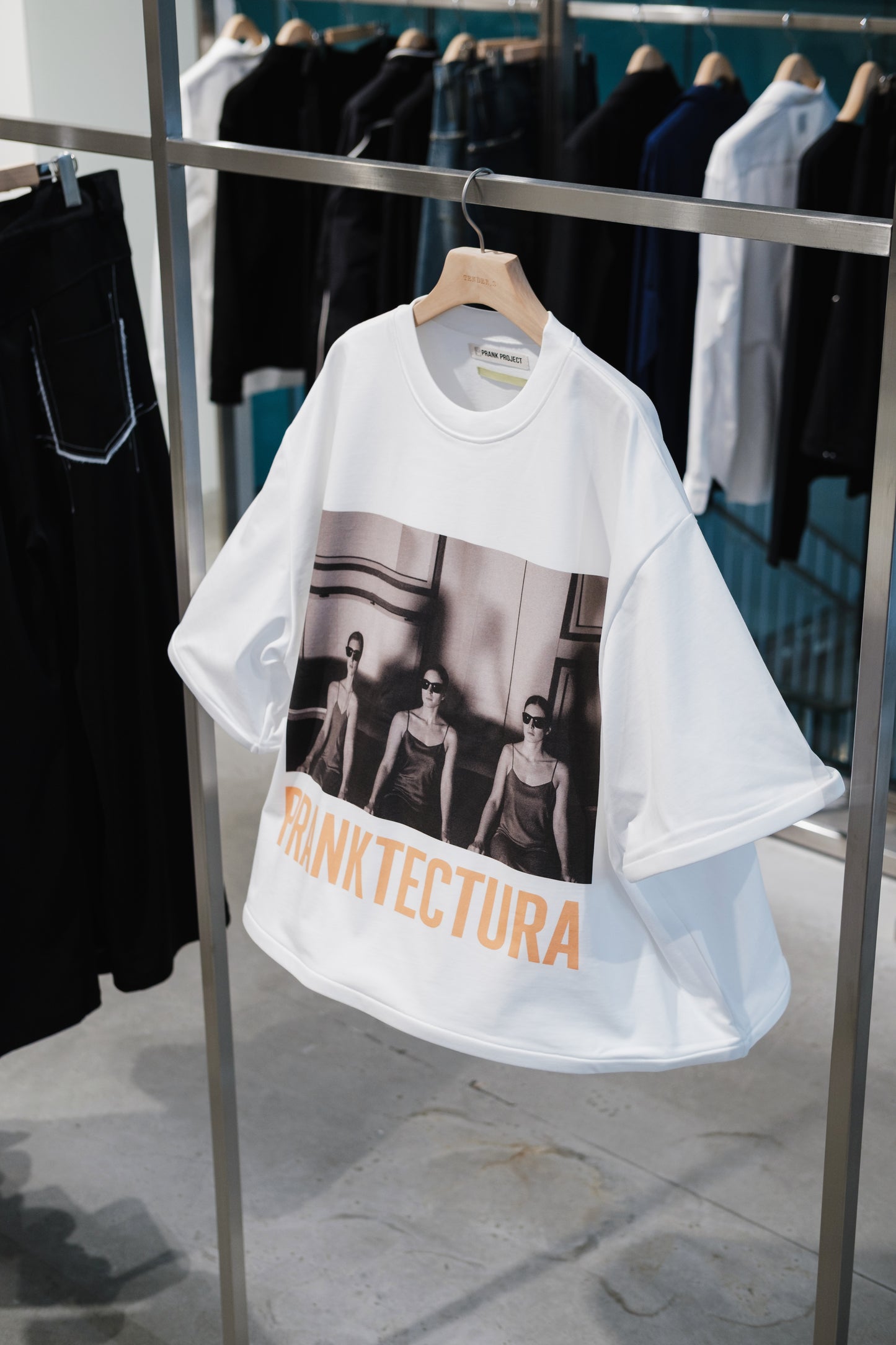 wire hem big tee