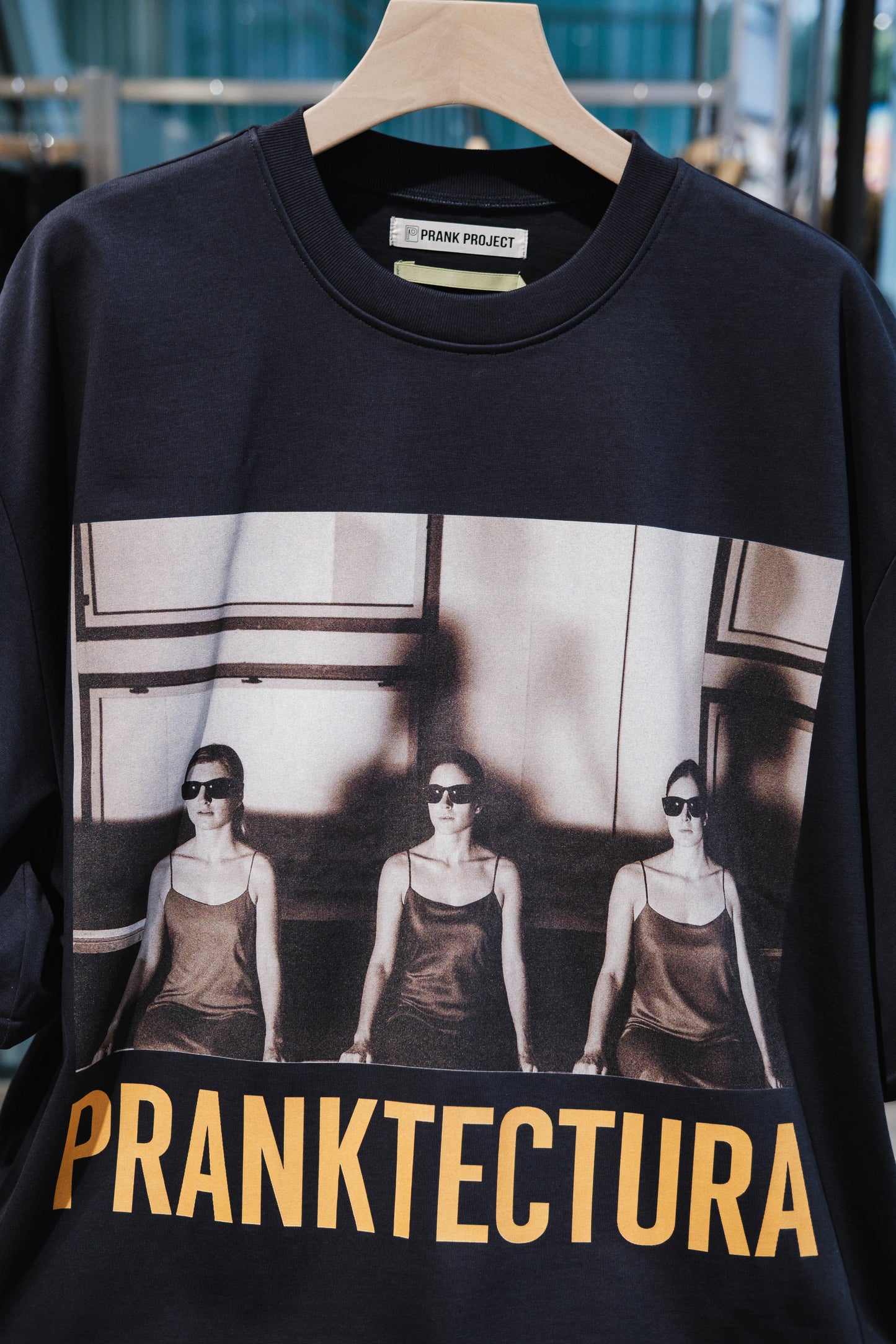 wire hem big tee