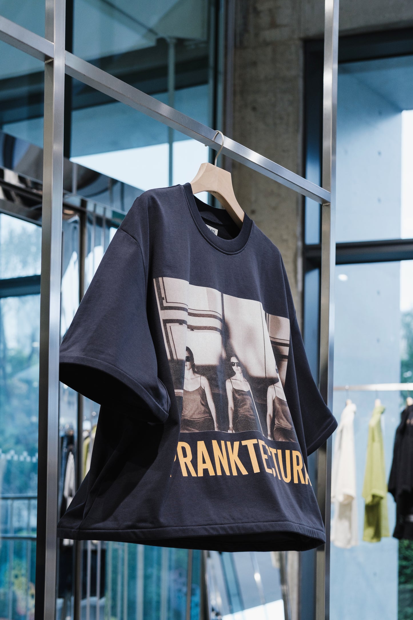wire hem big tee