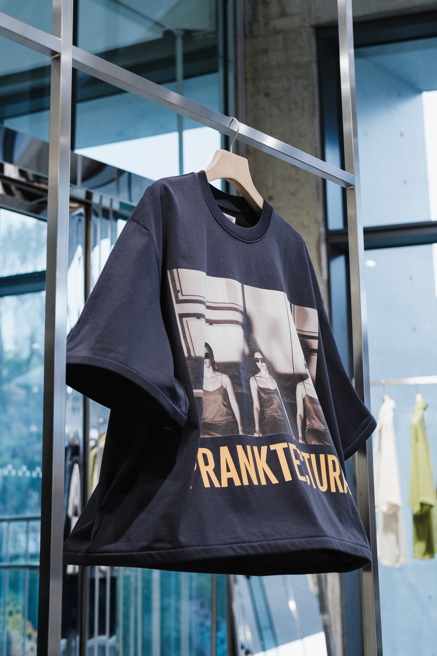 wire hem big tee