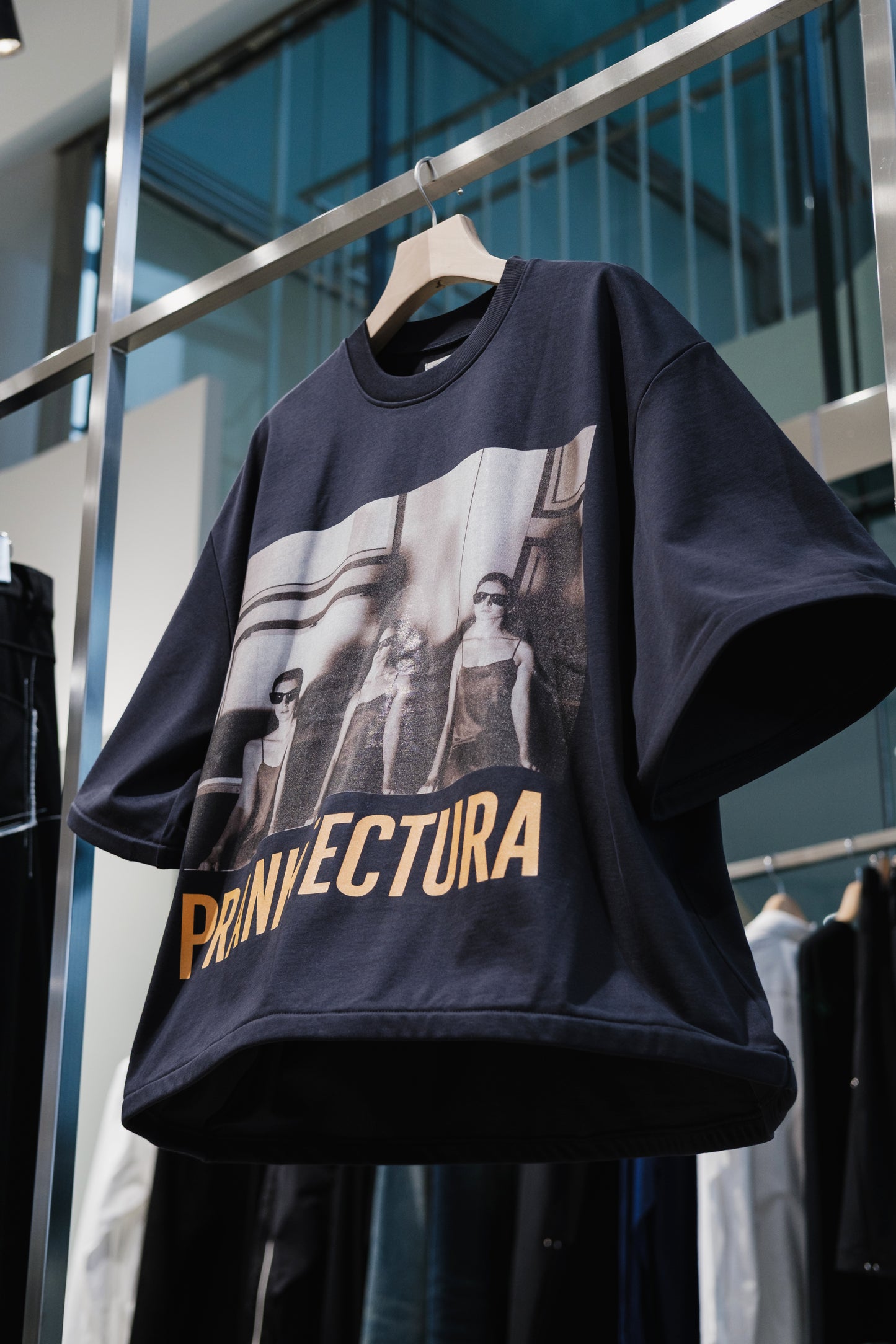 wire hem big tee