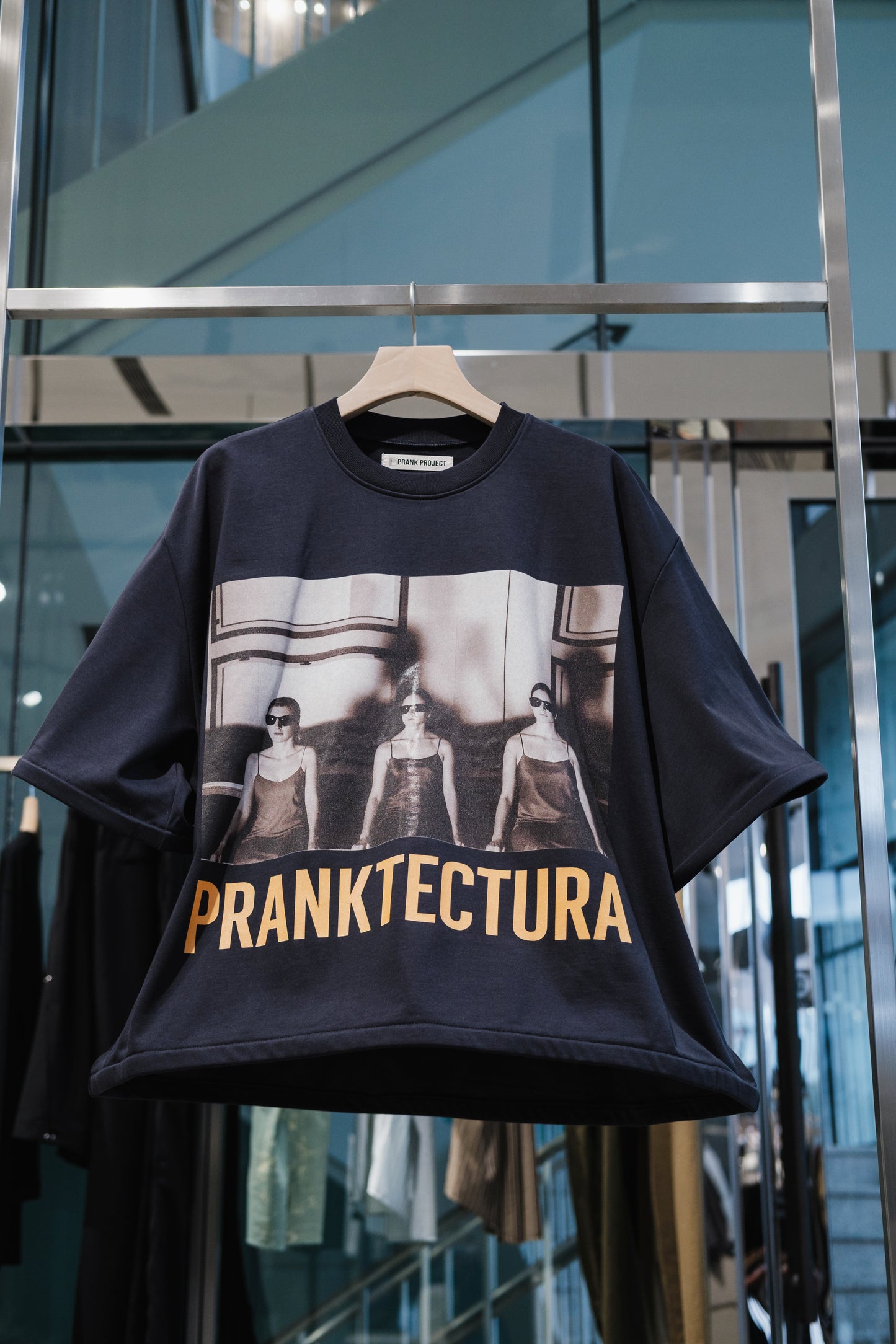 wire hem big tee