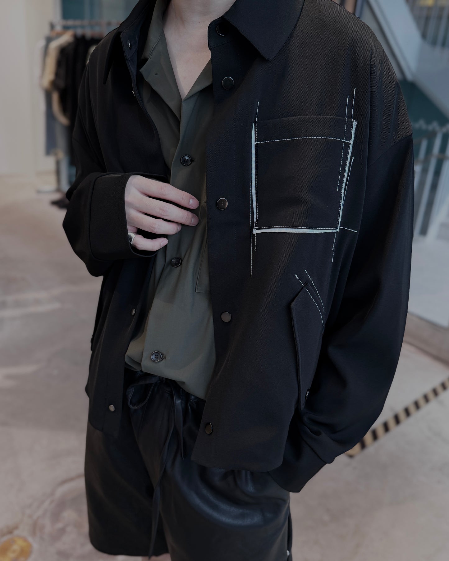 steching blouson