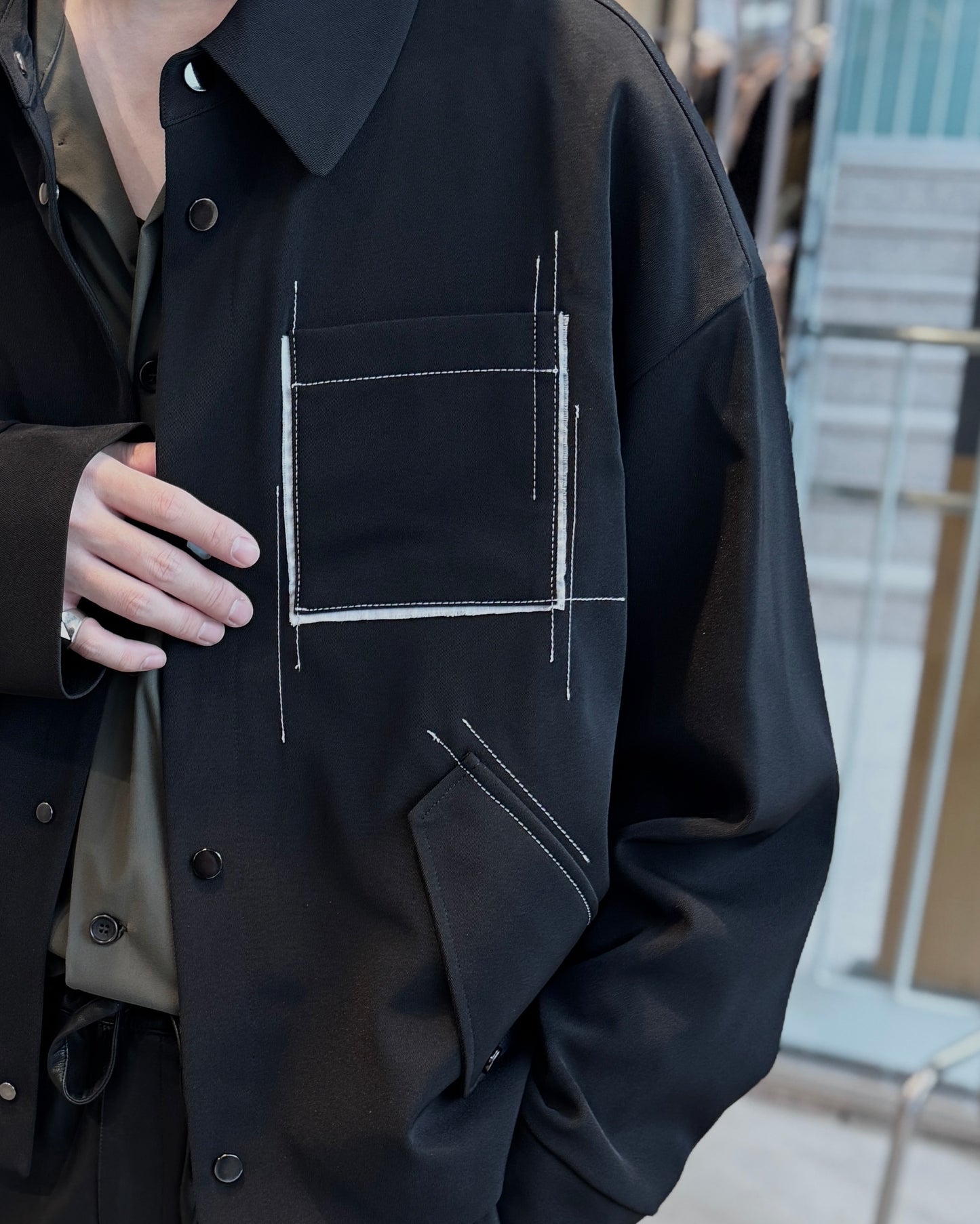 steching blouson