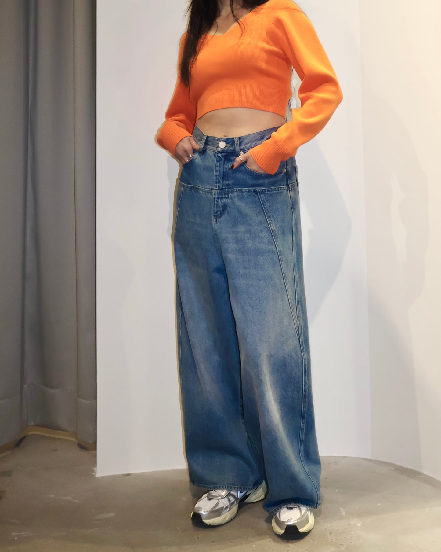 baggy denim pants