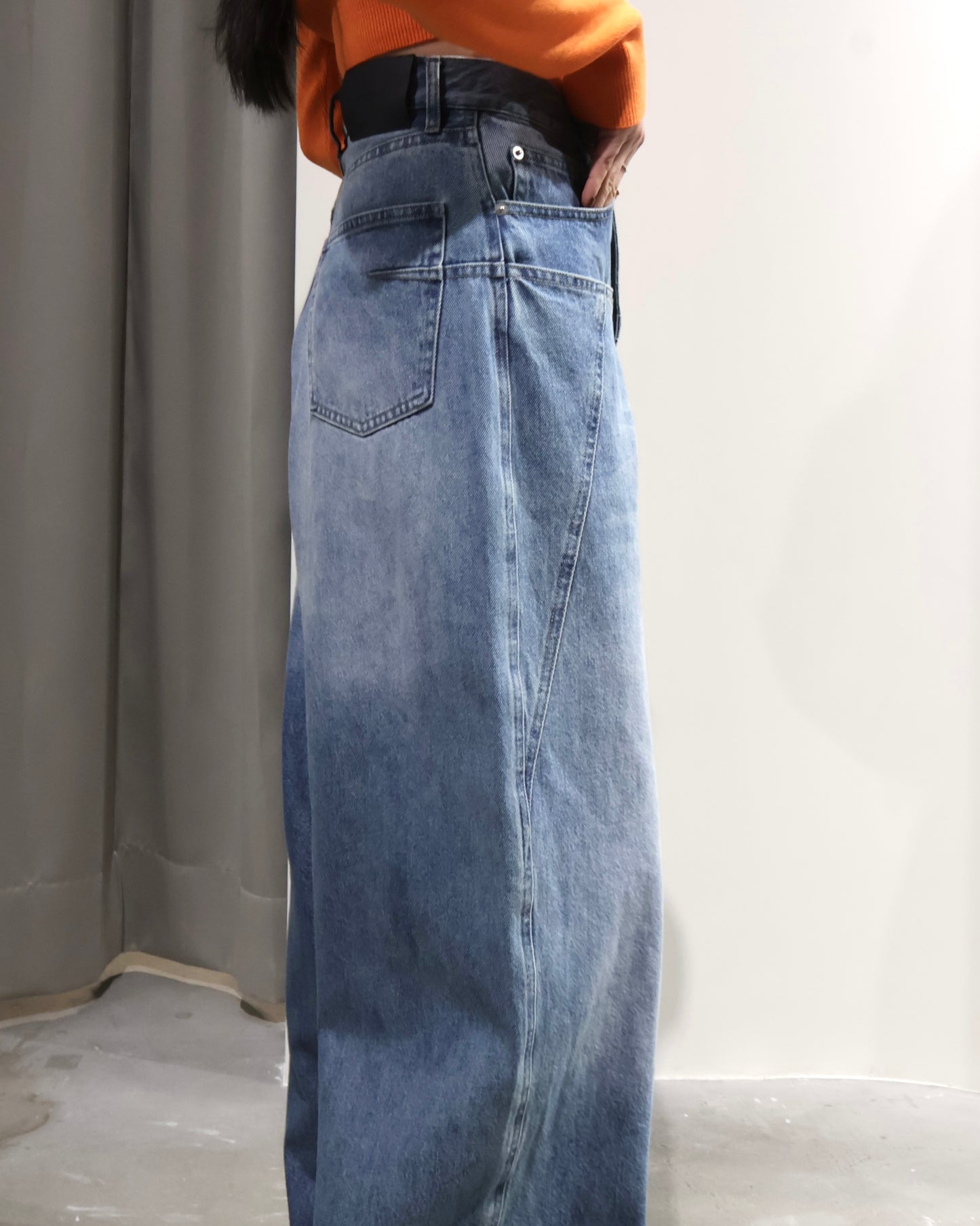 baggy denim pants