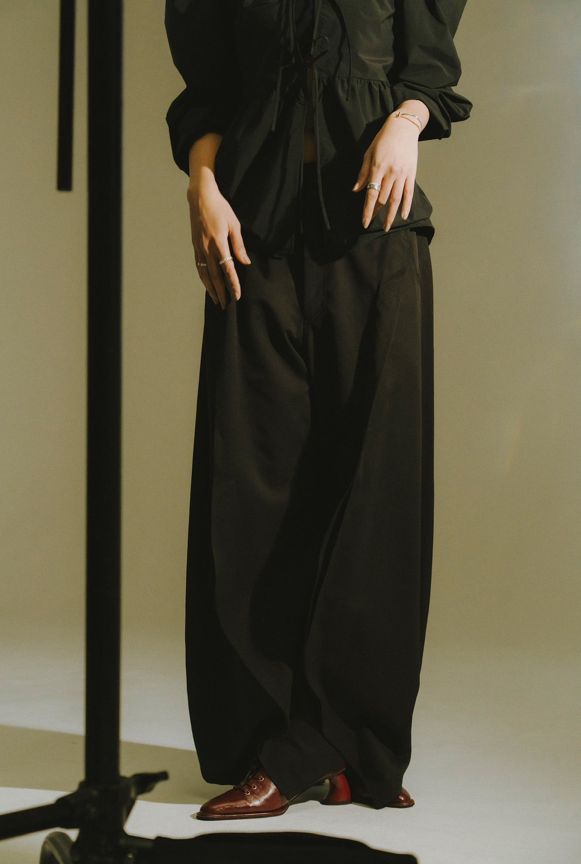slit deformed pants(unisex)