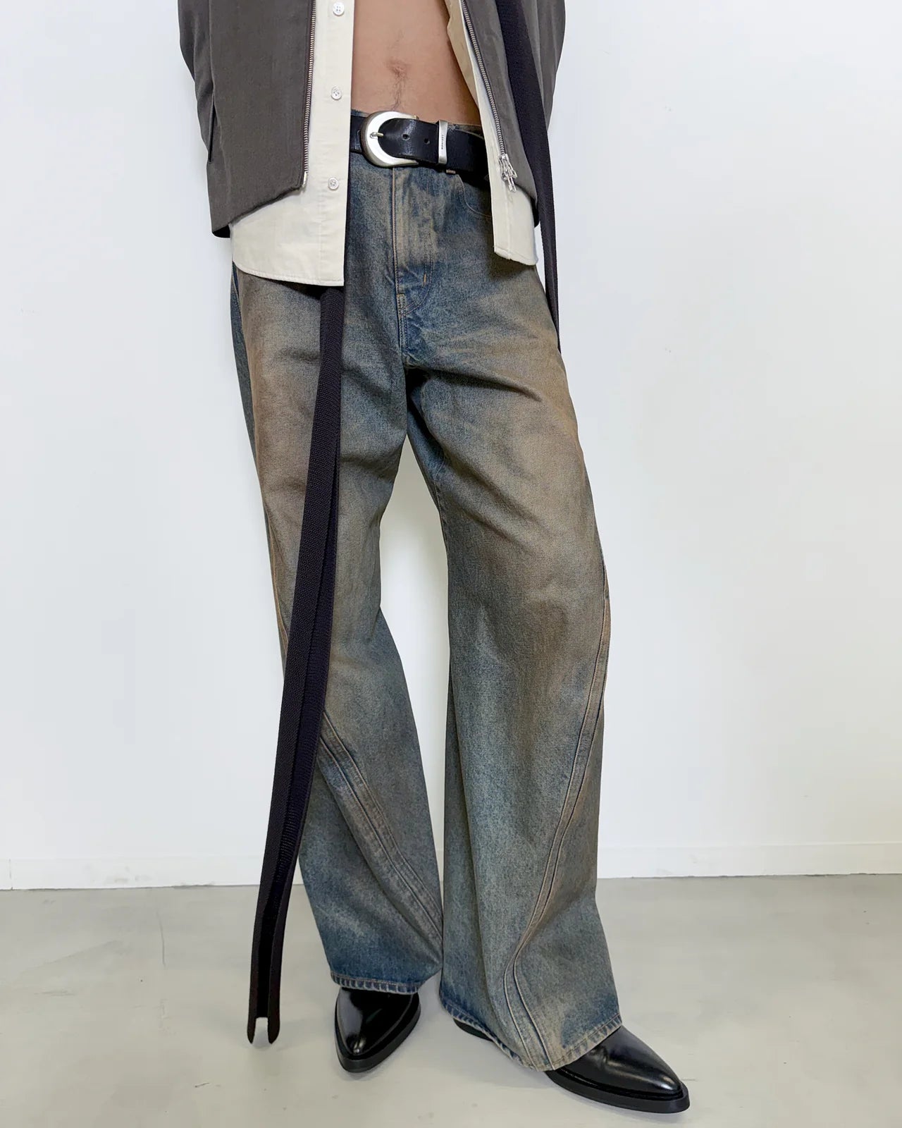 3d curved voluminous leg jeans - mud faded indigo