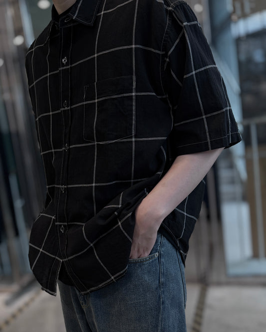 regular collar check short-sleeve shirt