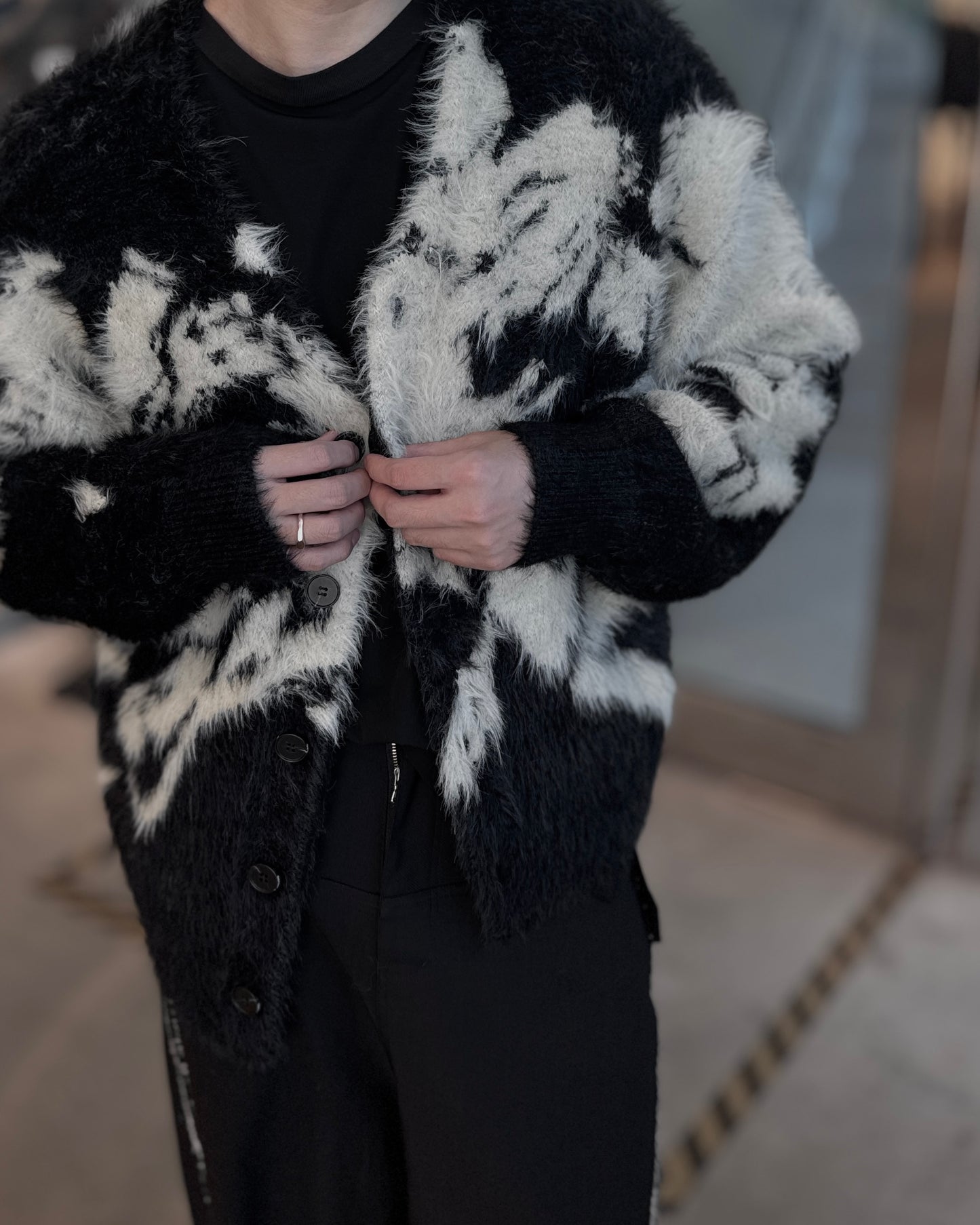 jacquard cardigan “shokkakuteki sonzai”