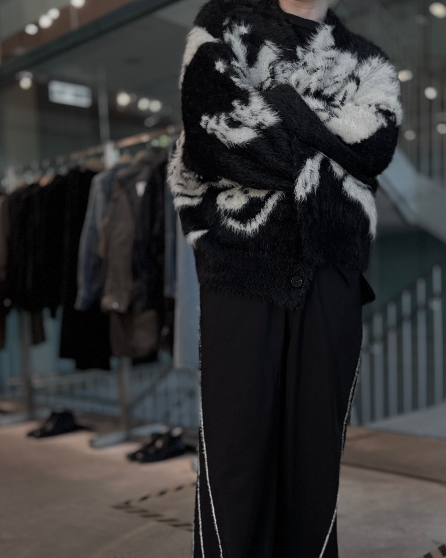 jacquard cardigan “shokkakuteki sonzai”