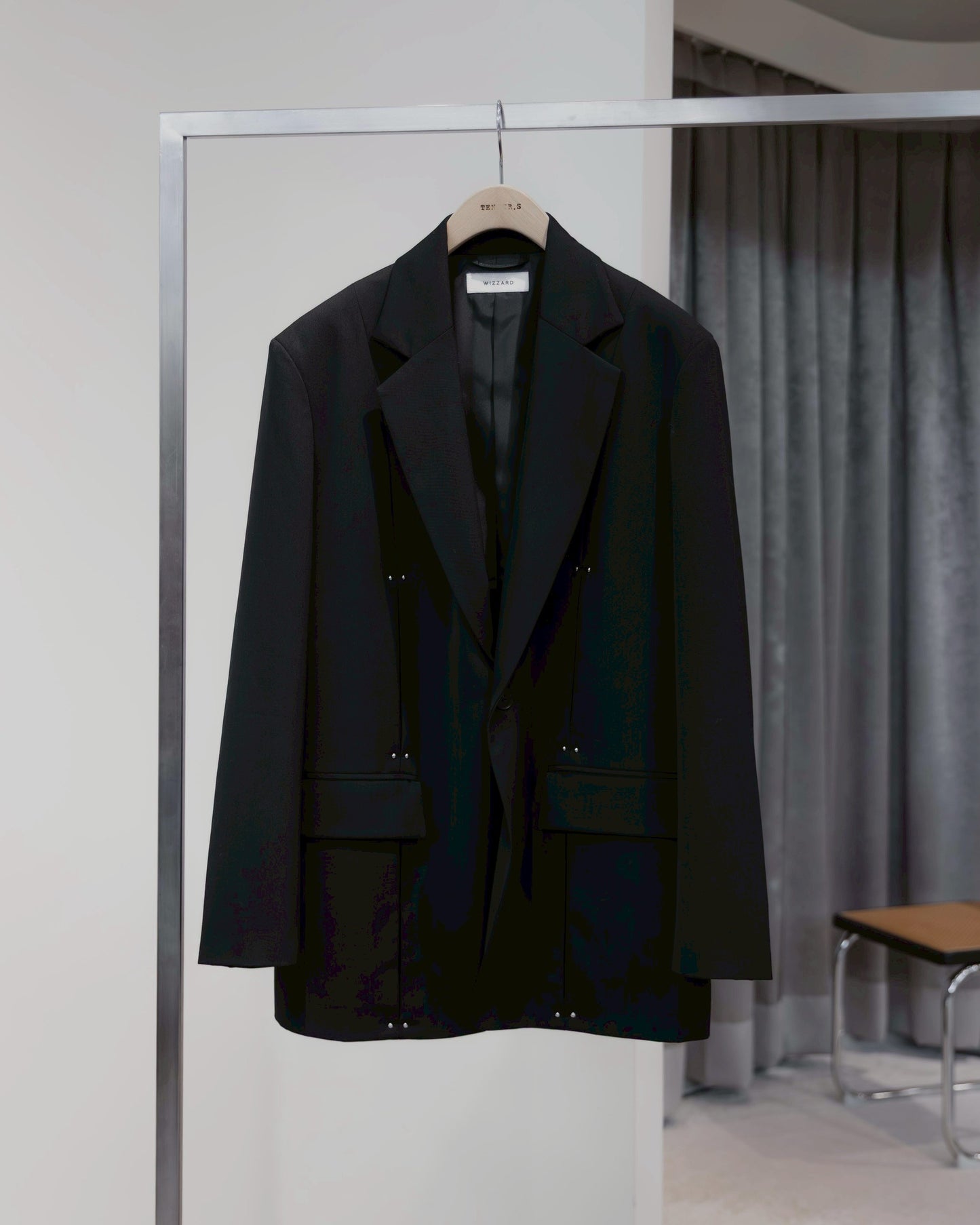 studded motion pleat gab jacket