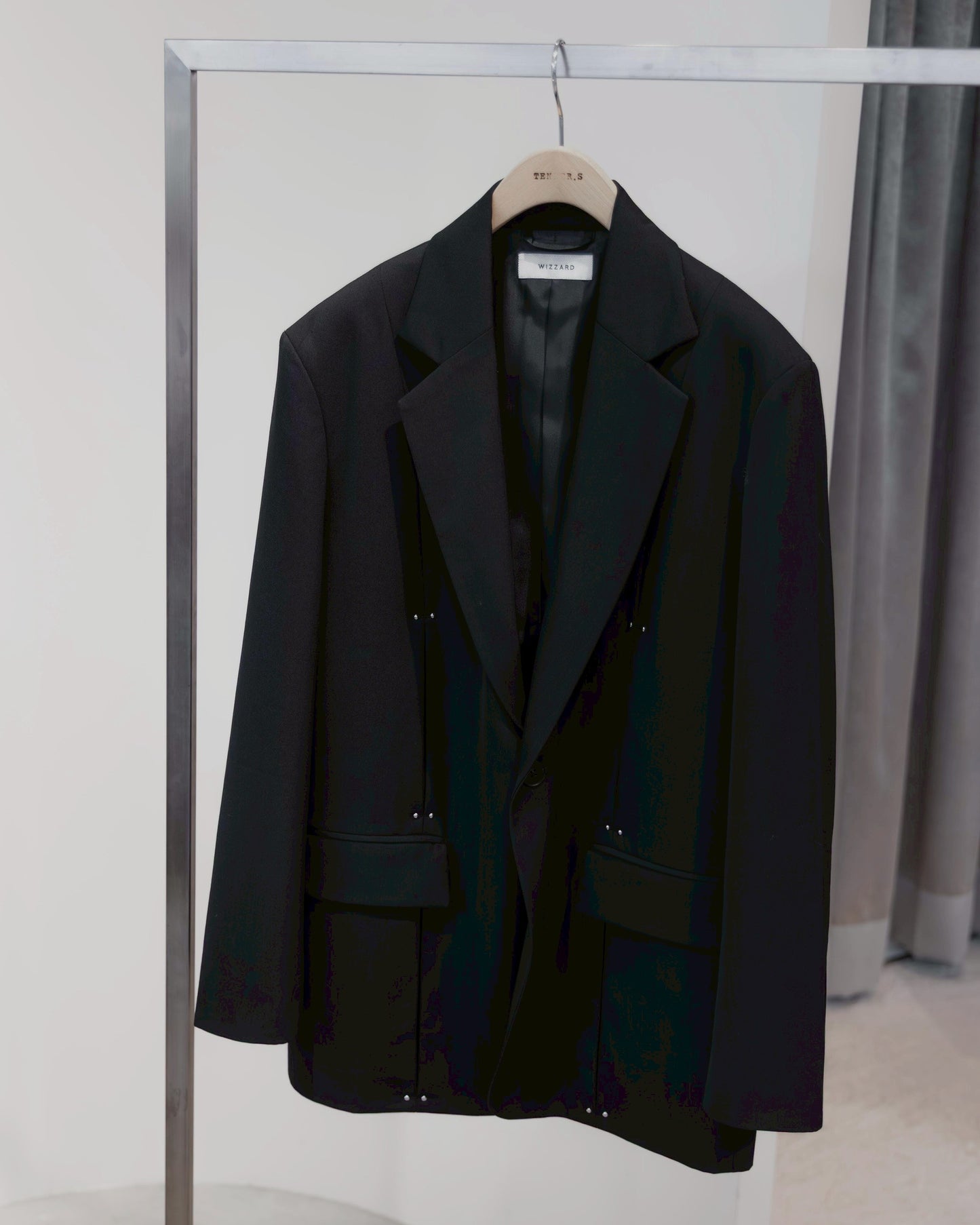 studded motion pleat gab jacket