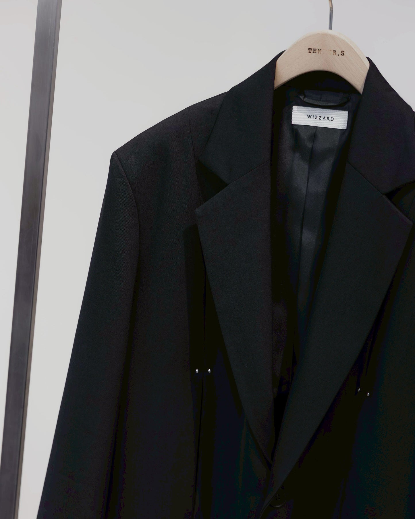 studded motion pleat gab jacket