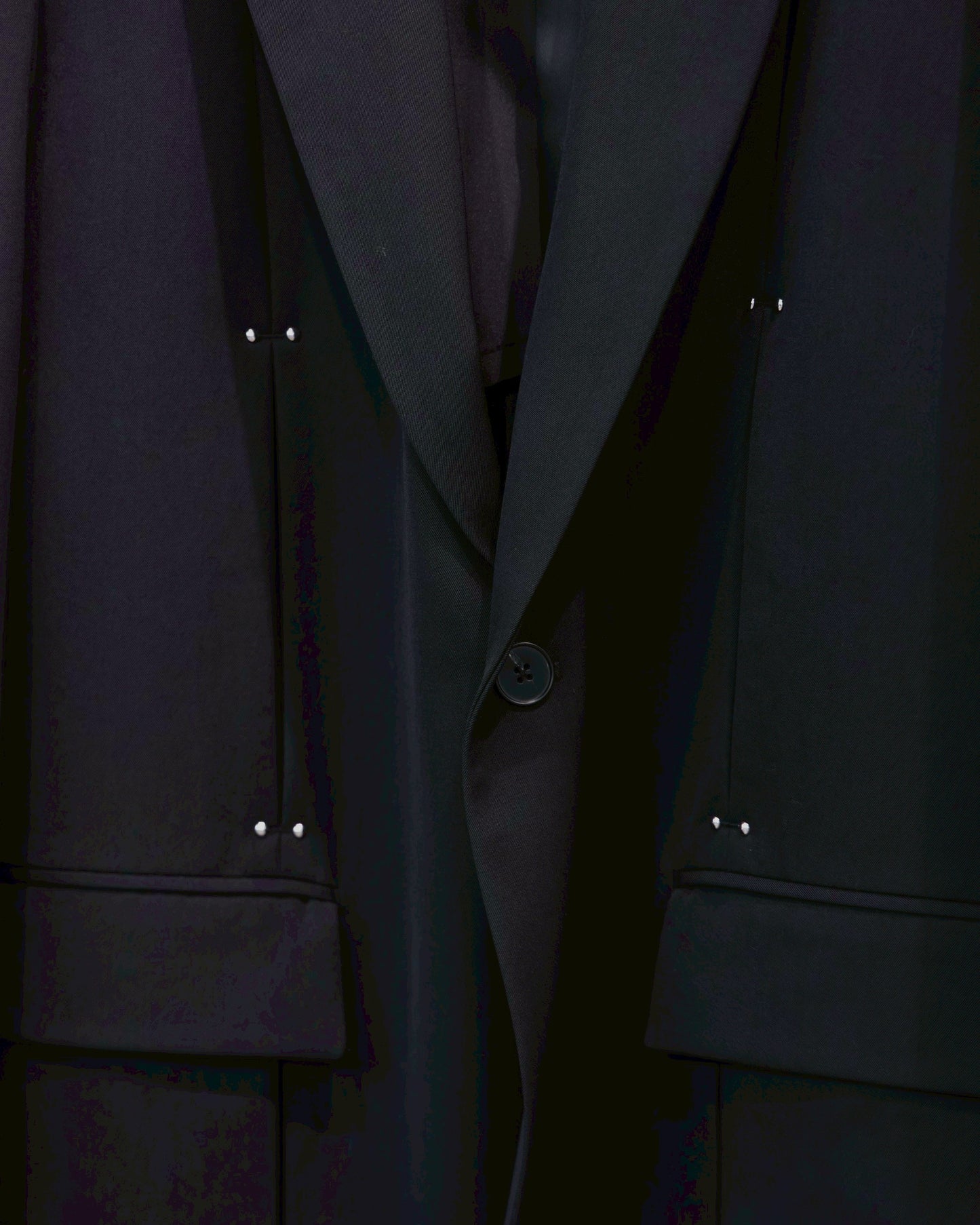 studded motion pleat gab jacket