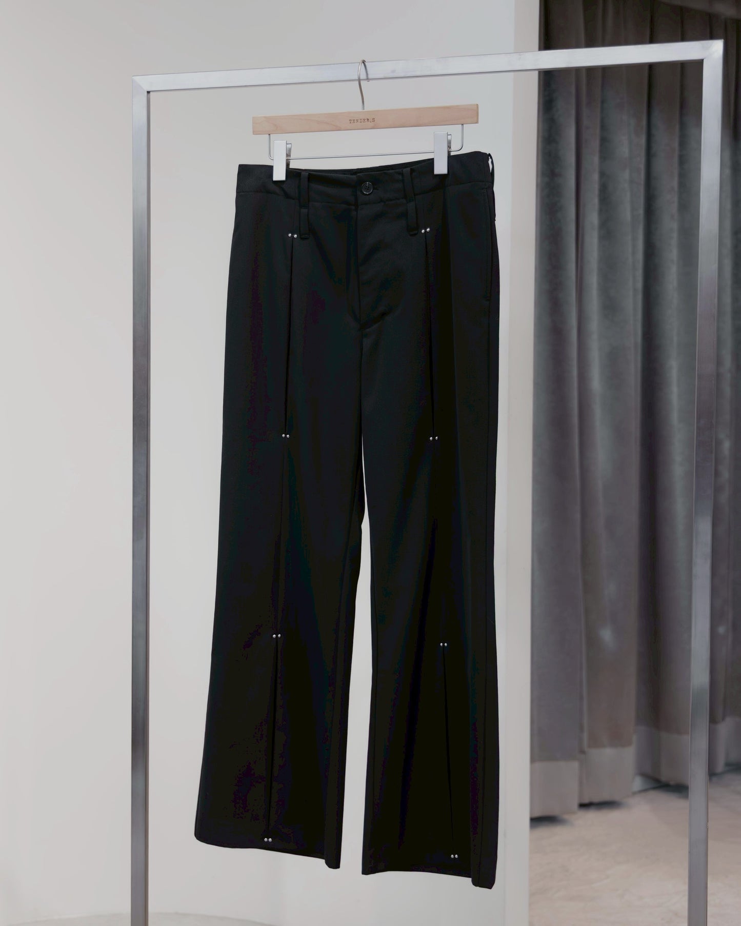 studded motion pleat gab trousers