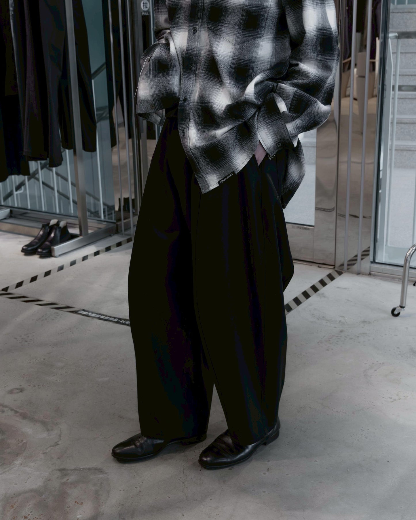 wool wide barrel pants