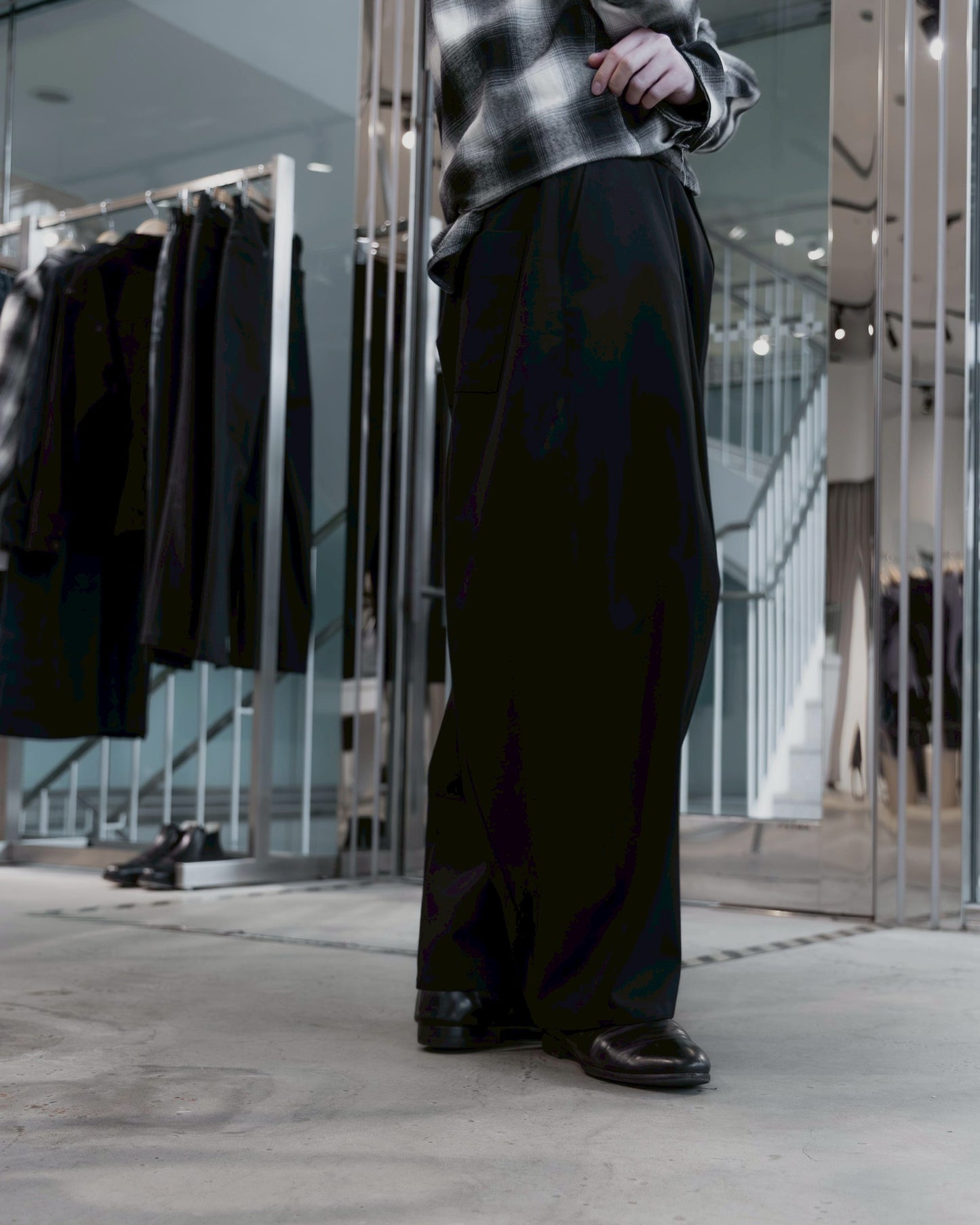 wool wide barrel pants