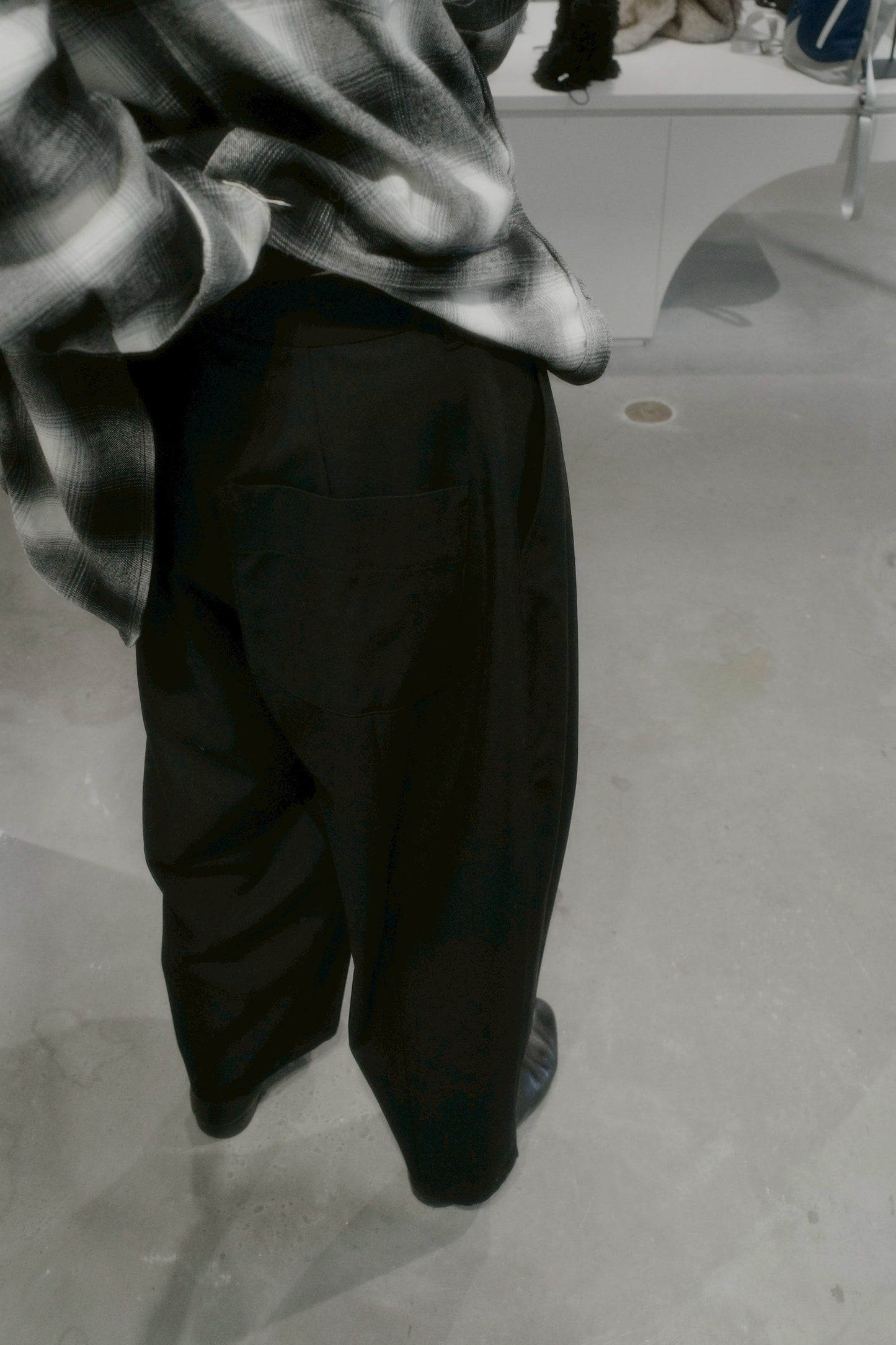 wool wide barrel pants