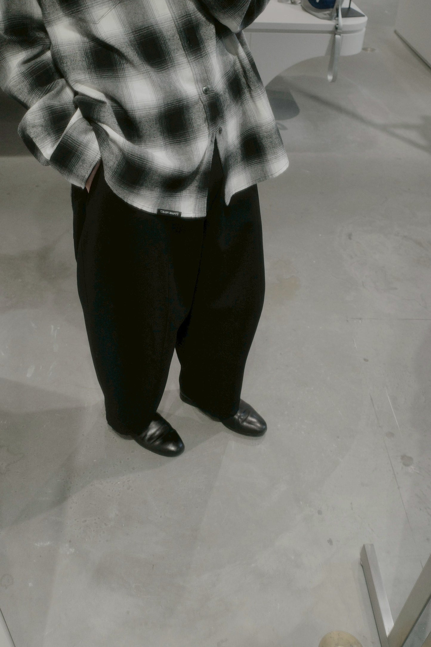 wool wide barrel pants