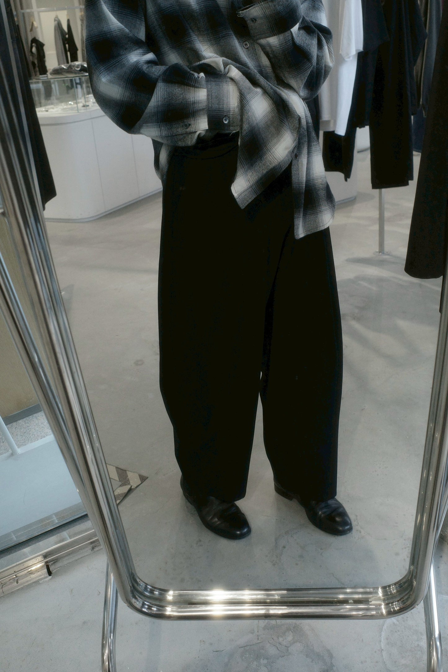 wool wide barrel pants