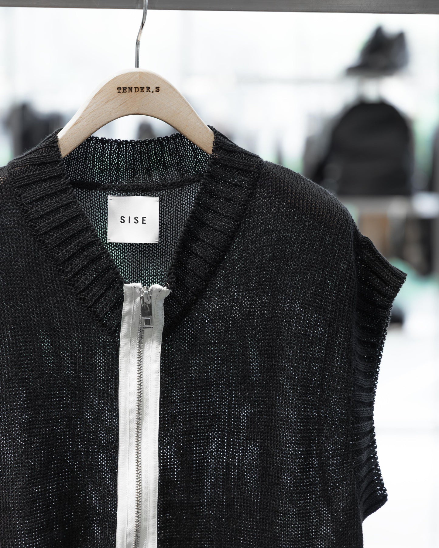 knit zip up vest