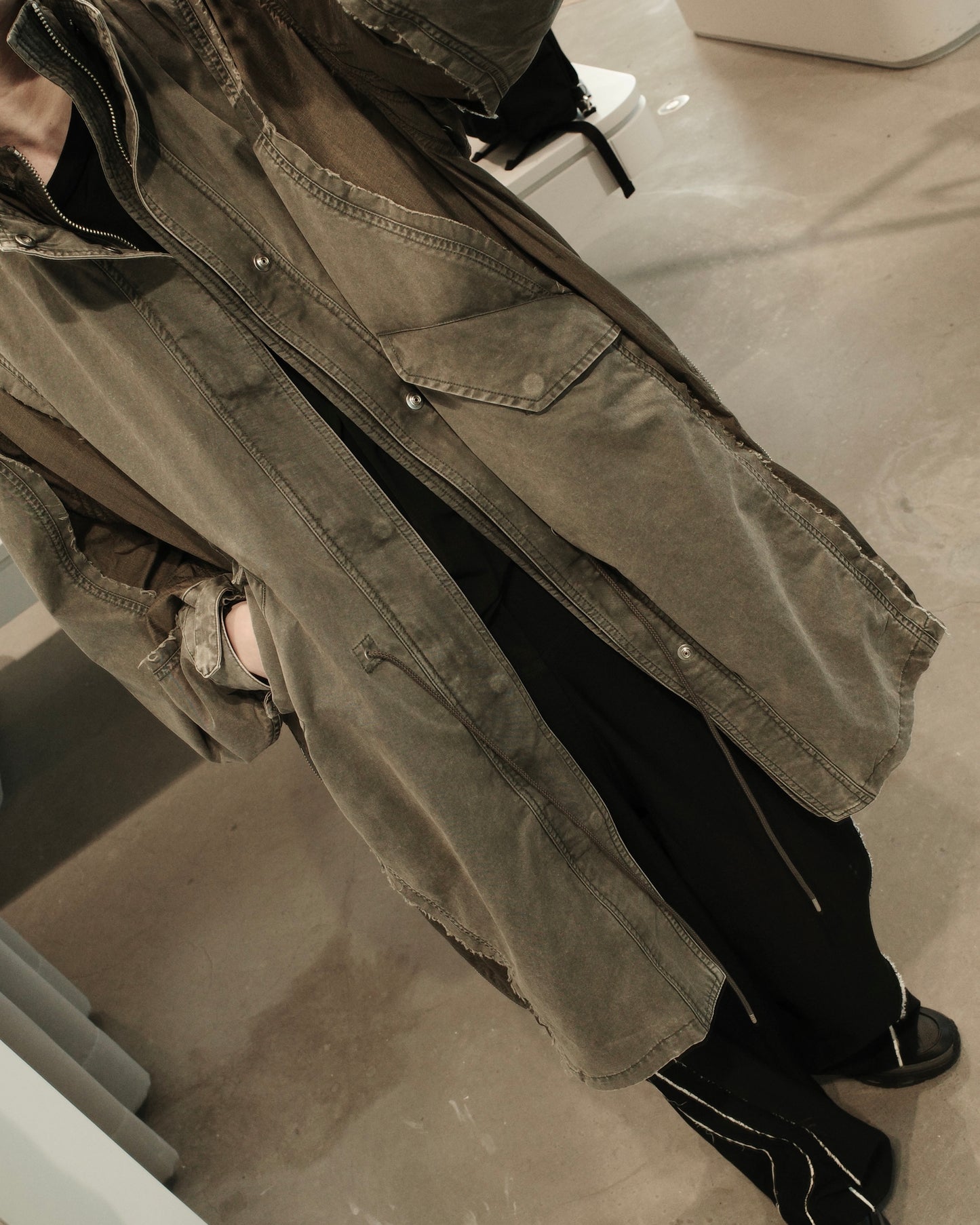 docking mods coat “reverberation”
