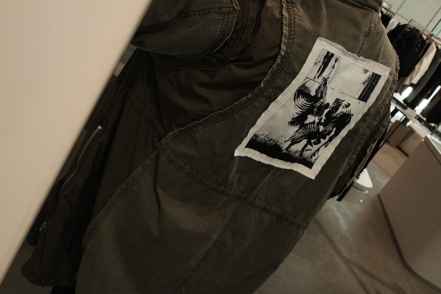 docking mods coat “reverberation”