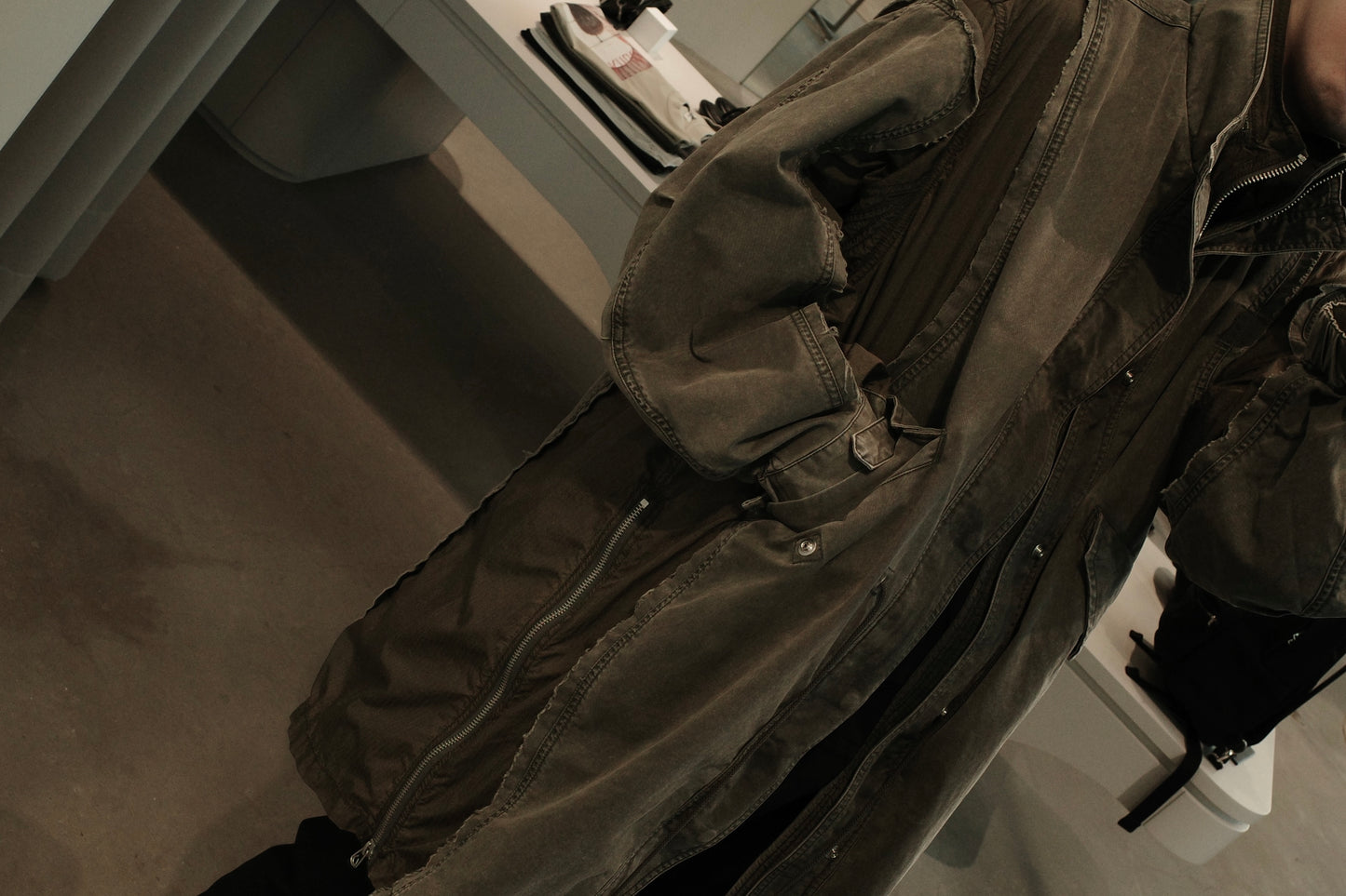 docking mods coat “reverberation”