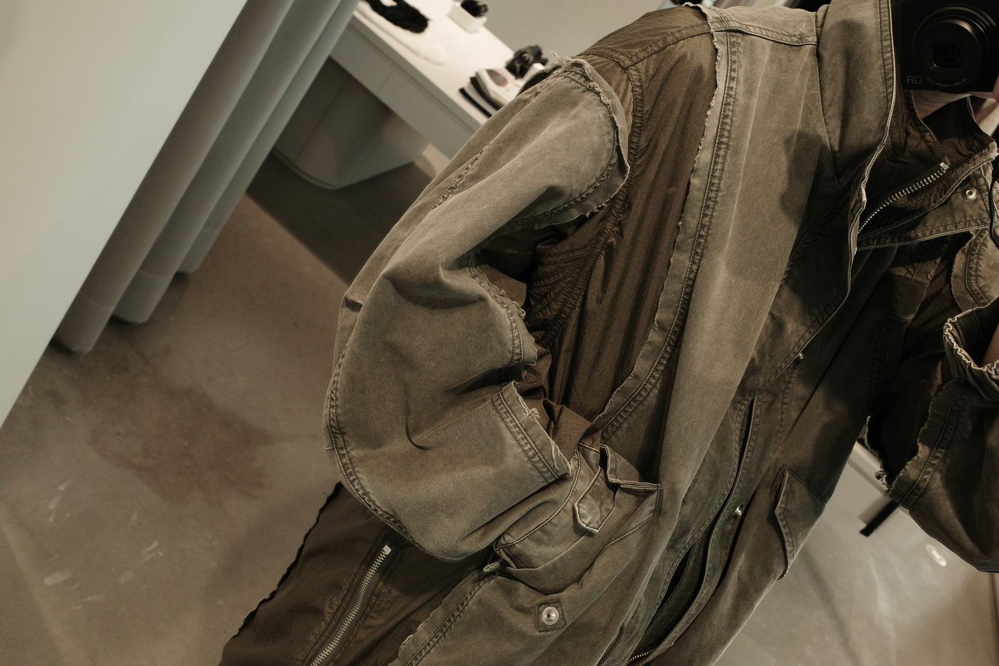 docking mods coat “reverberation”