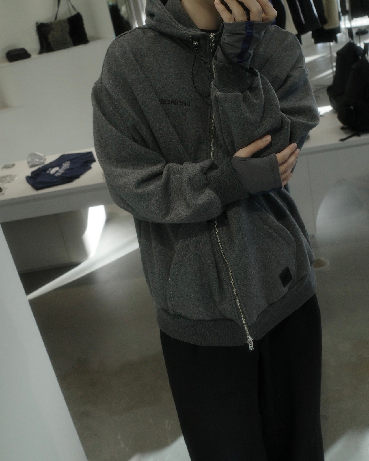 arm cover docking zipup hoodie