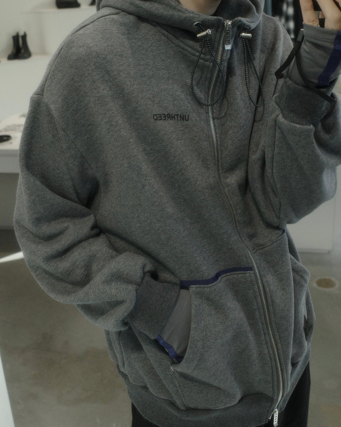 arm cover docking zipup hoodie