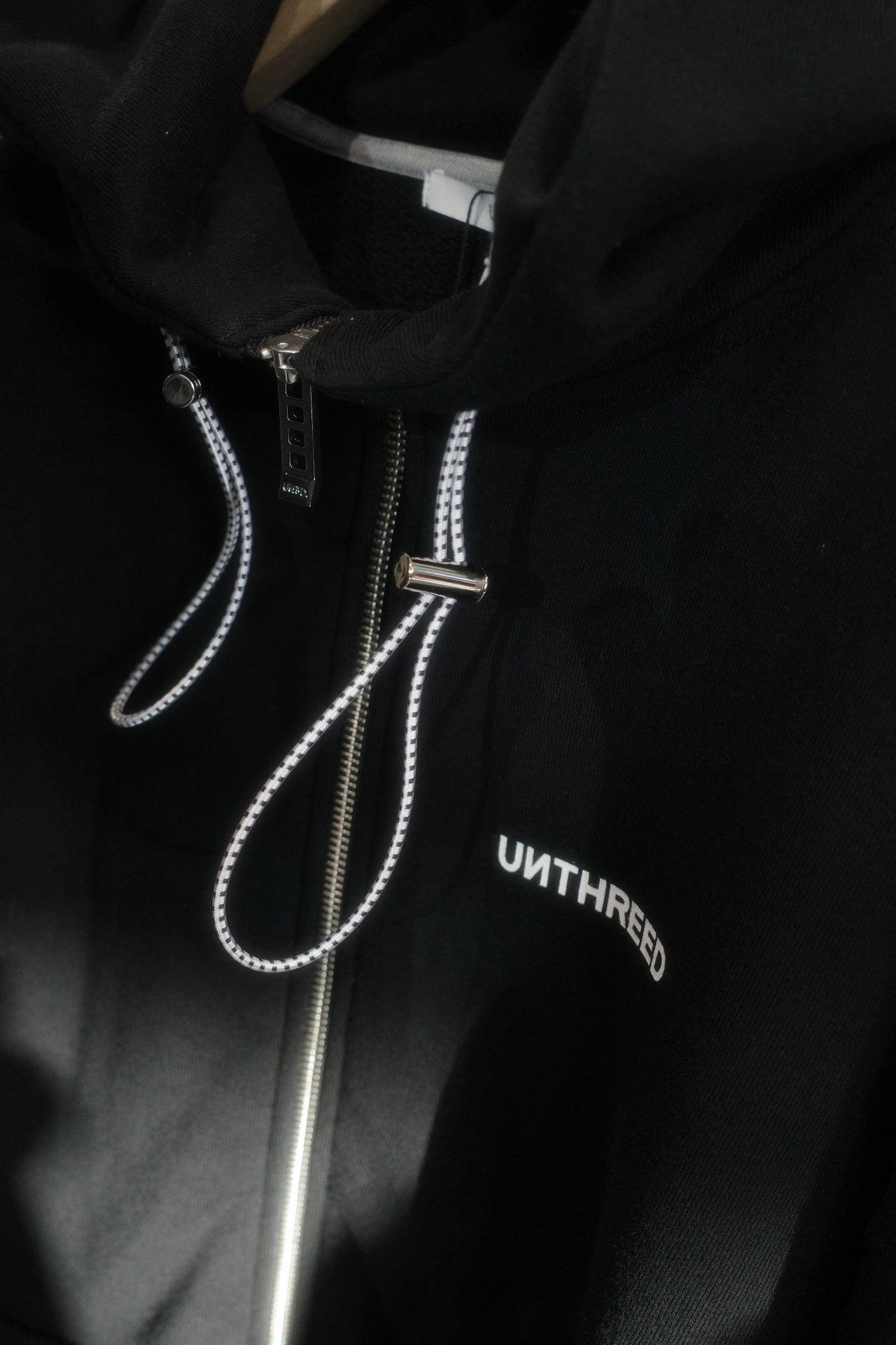 arm cover docking zipup hoodie