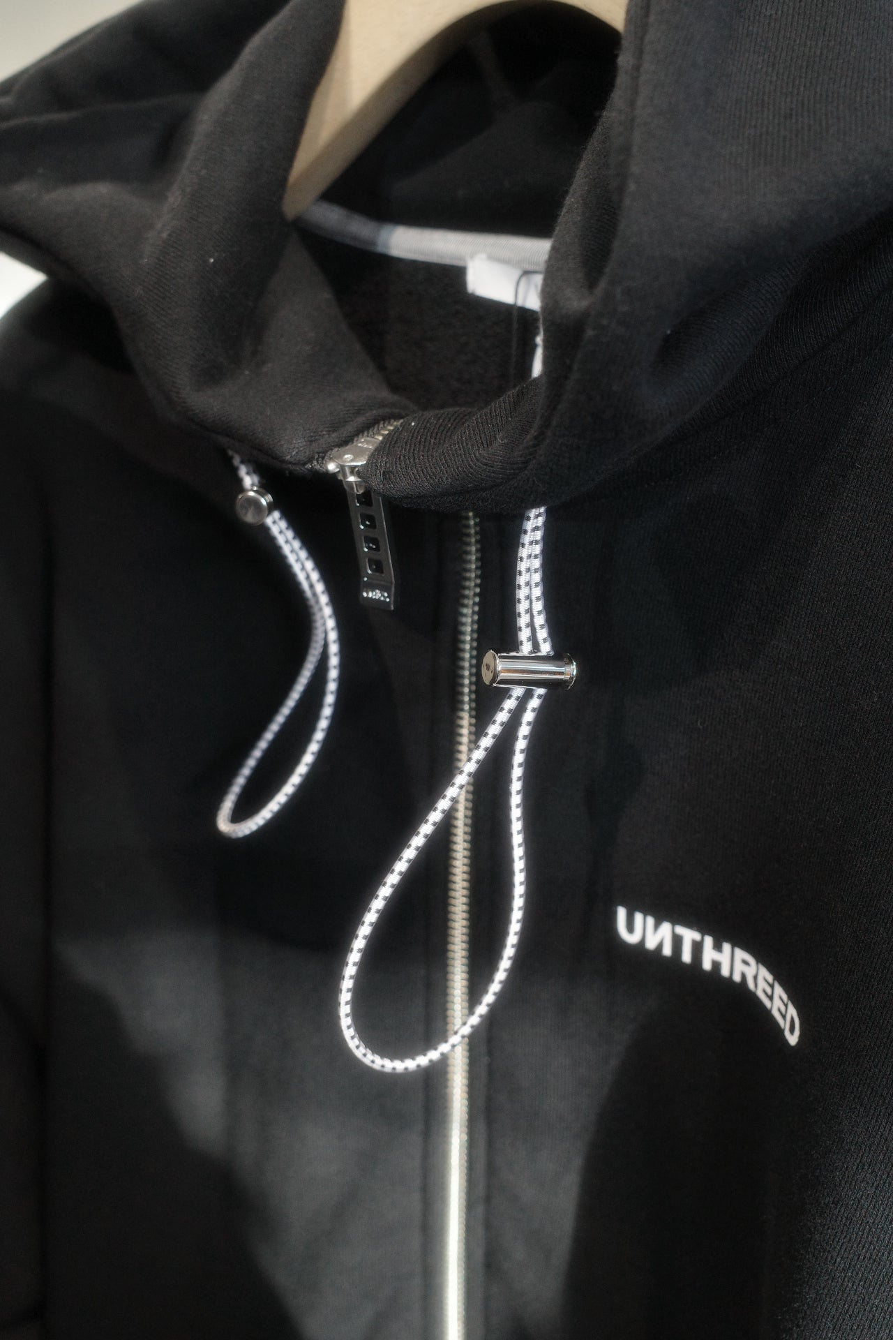 arm cover docking zipup hoodie