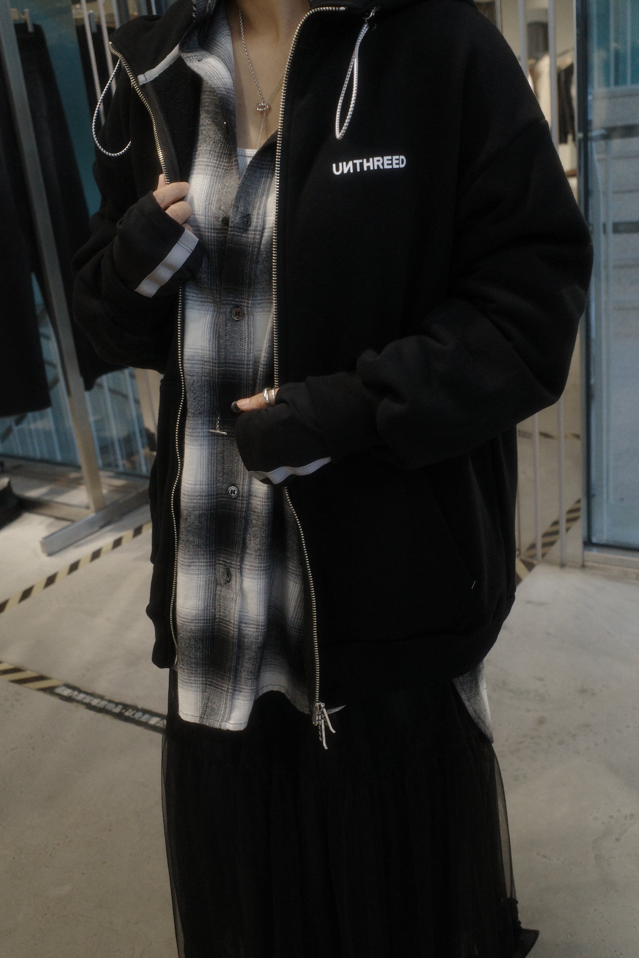 arm cover docking zipup hoodie