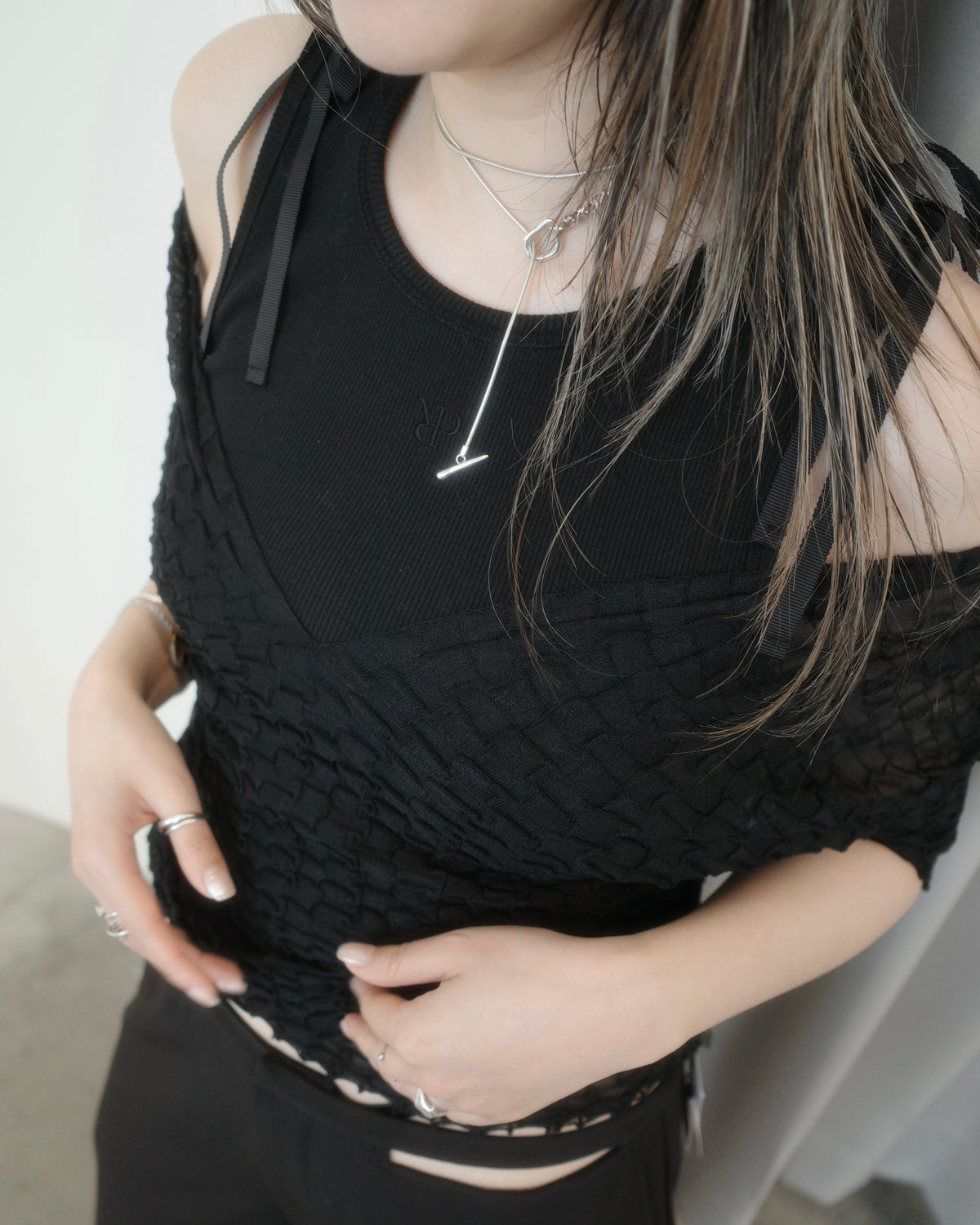 sheer wavy pullover