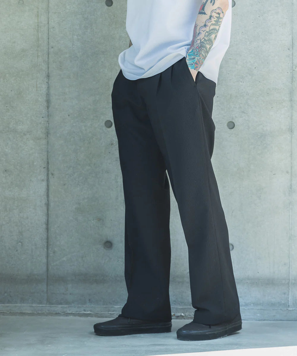 quick dry material / 2tack straight easy pants