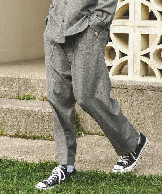 peachskin stretch gabardine / 2tack wide easy pants