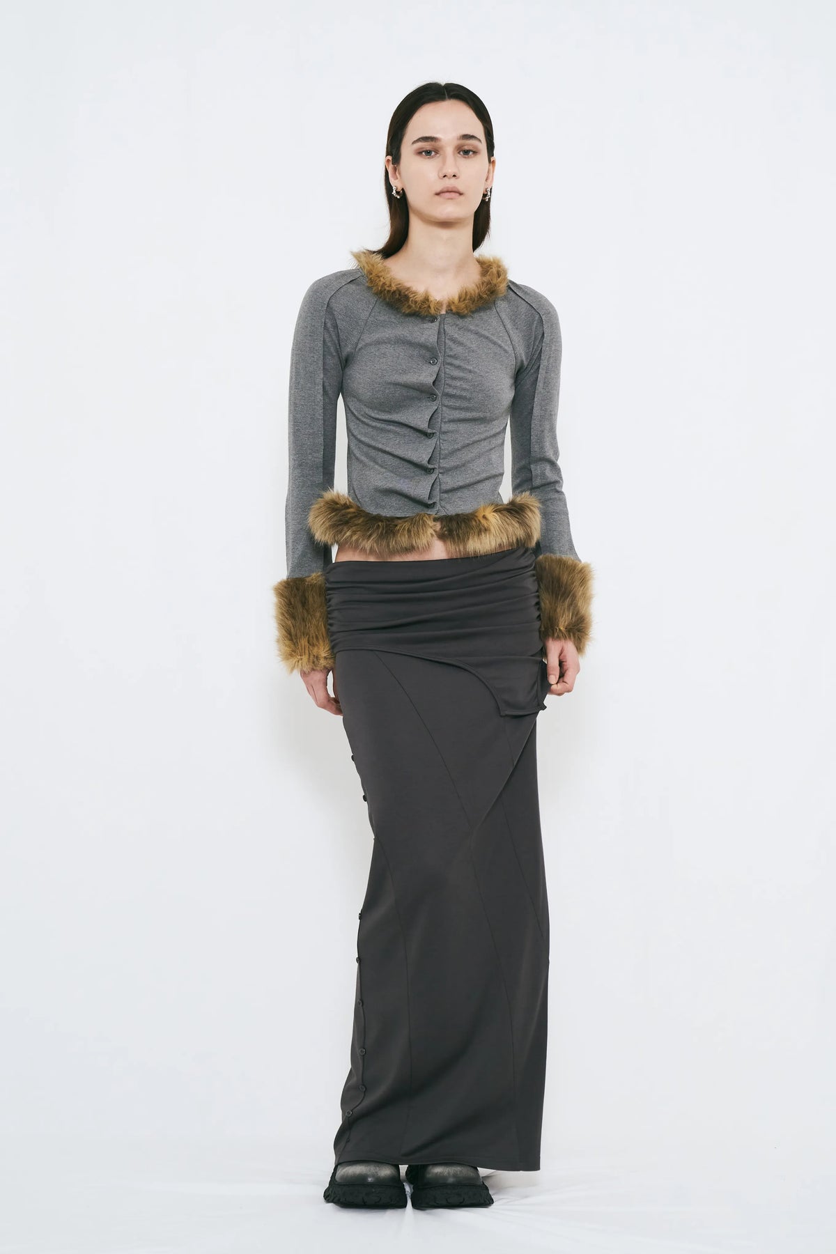 2way button maxi skirt