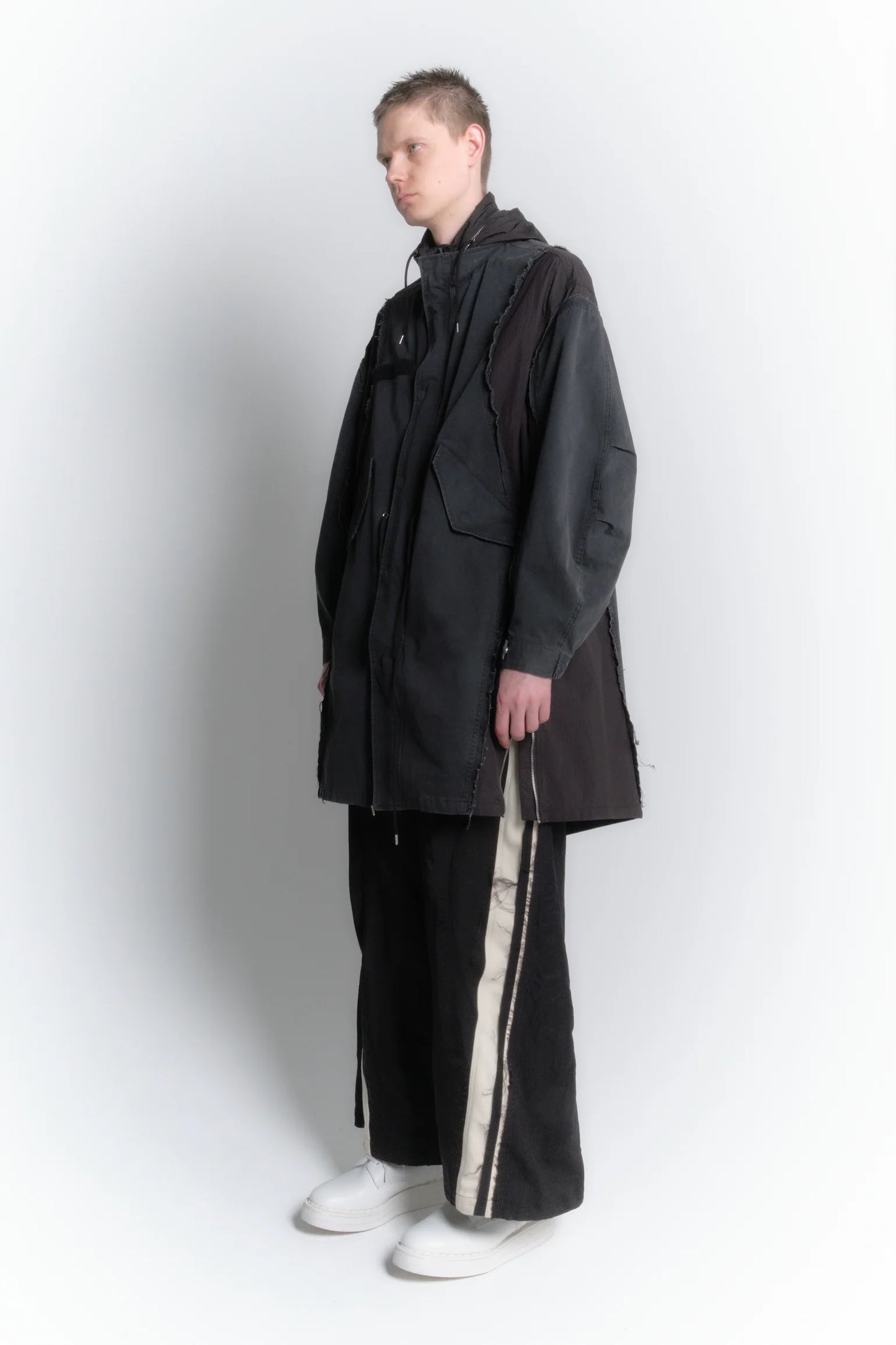 docking mods coat “reverberation”