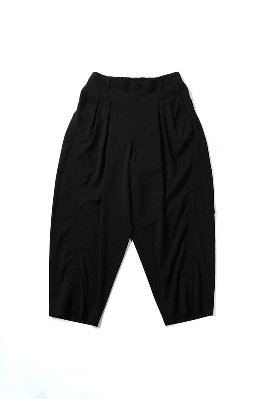 puckering balloon trousers
