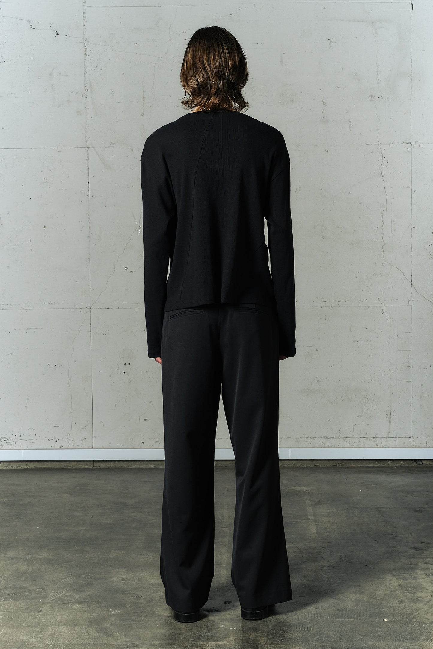 studded motion pleat gab trousers