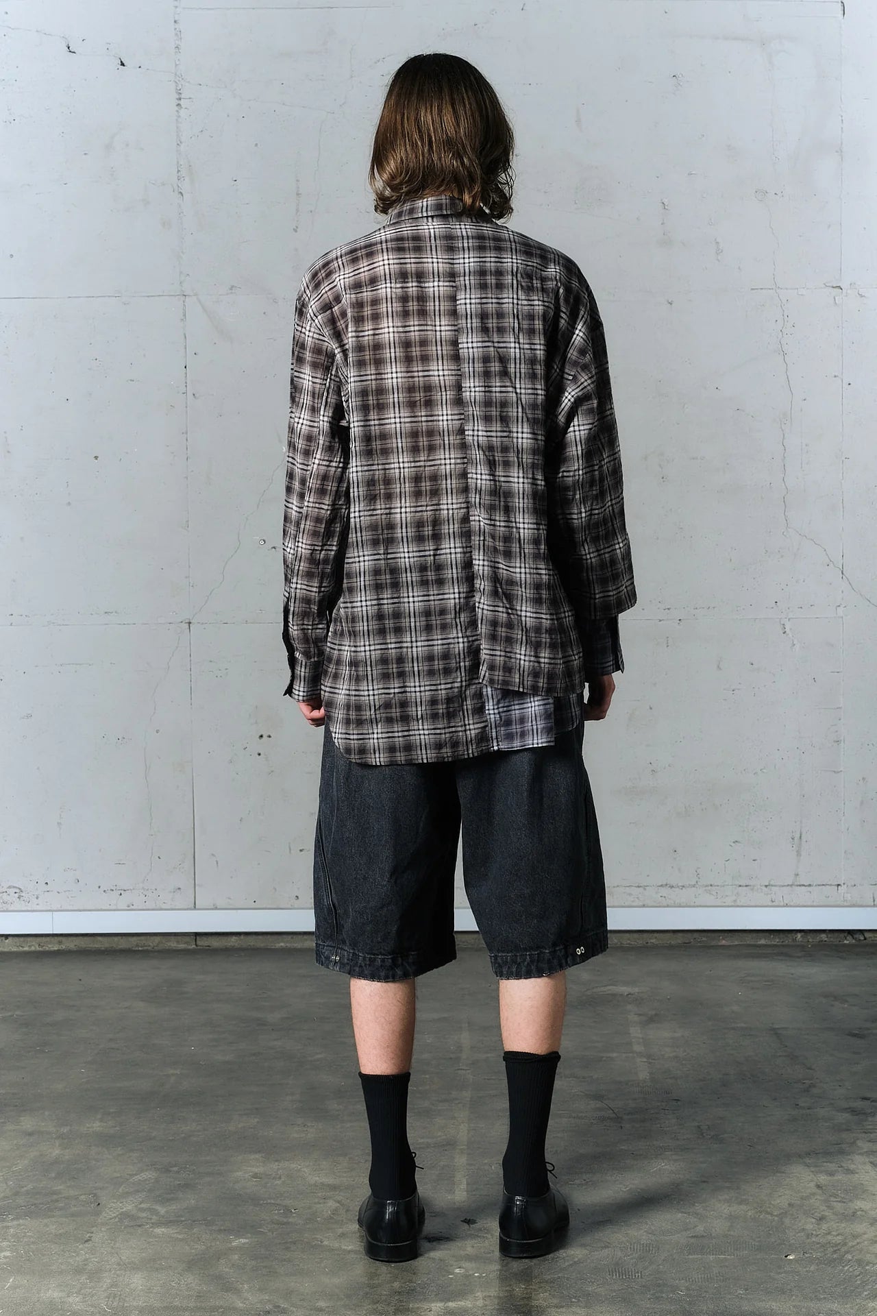 motion pleat wide denim shorts