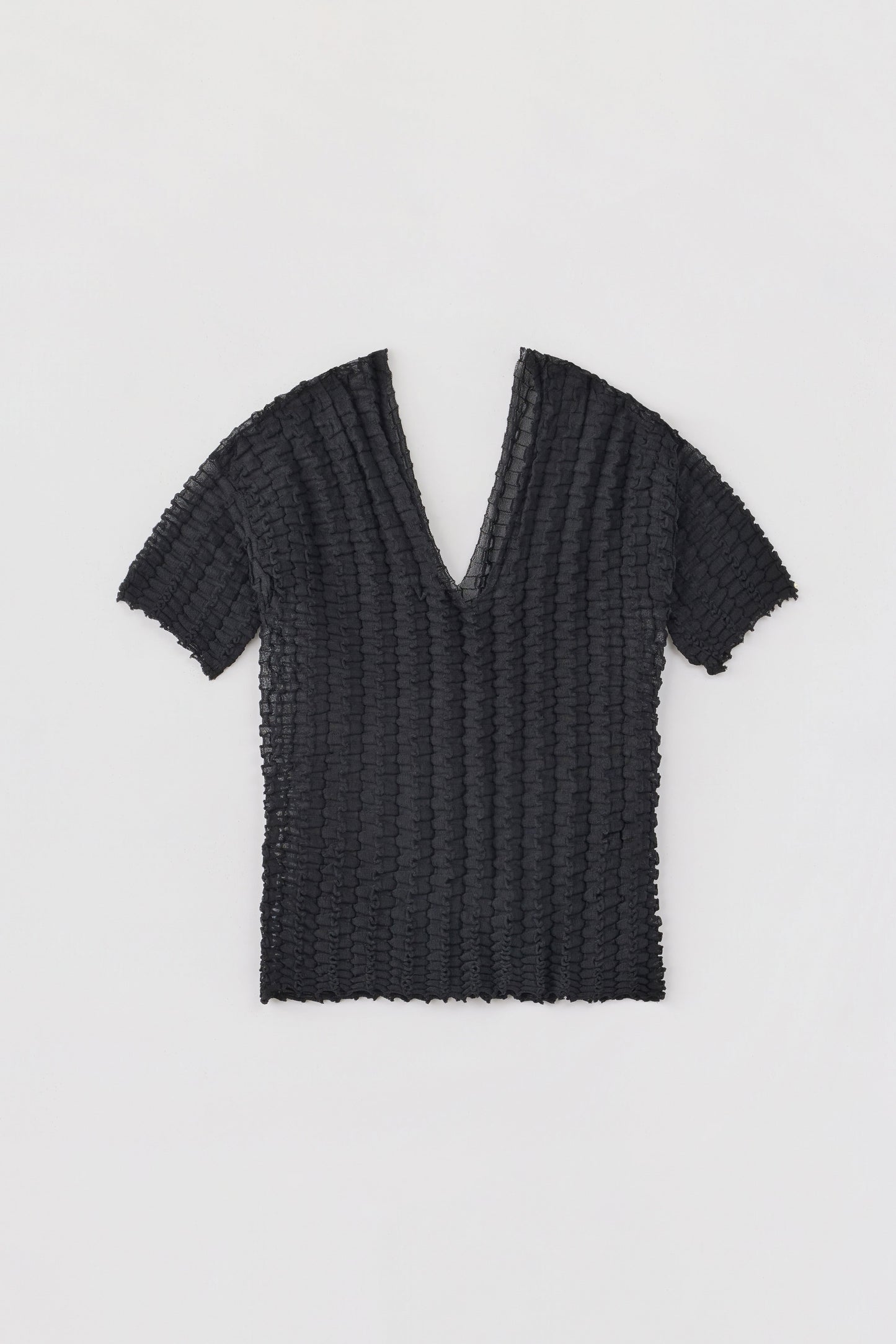 sheer wavy pullover