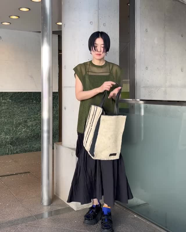 triangle fold tote