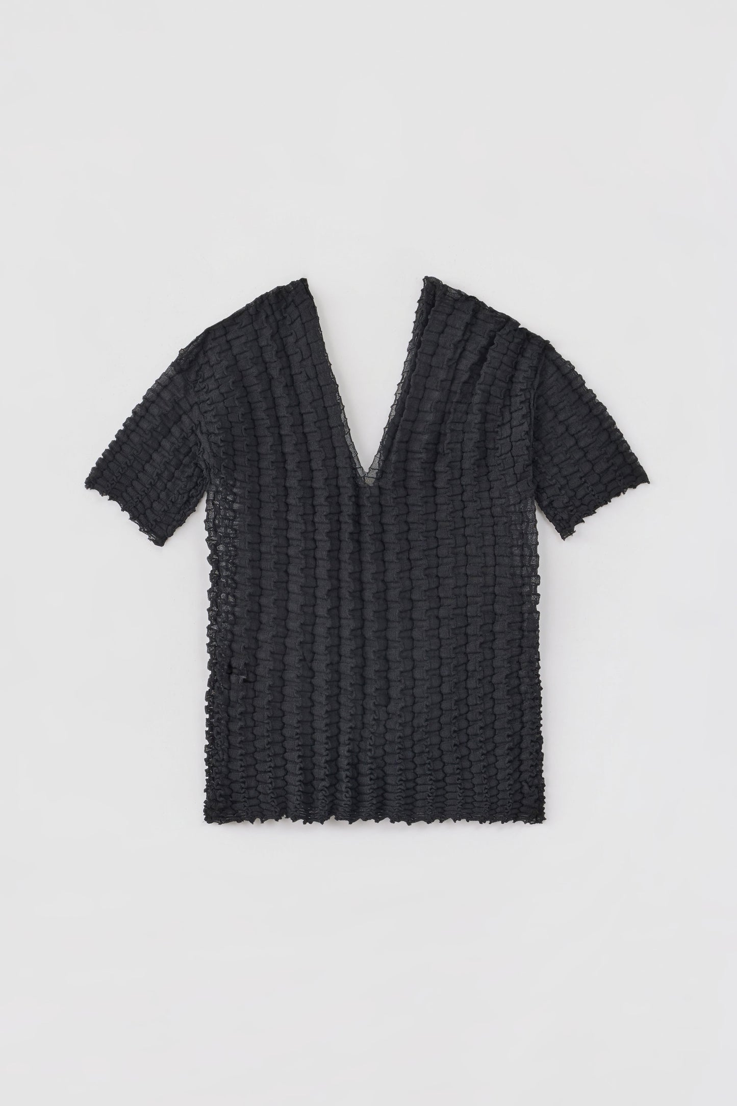 sheer wavy pullover