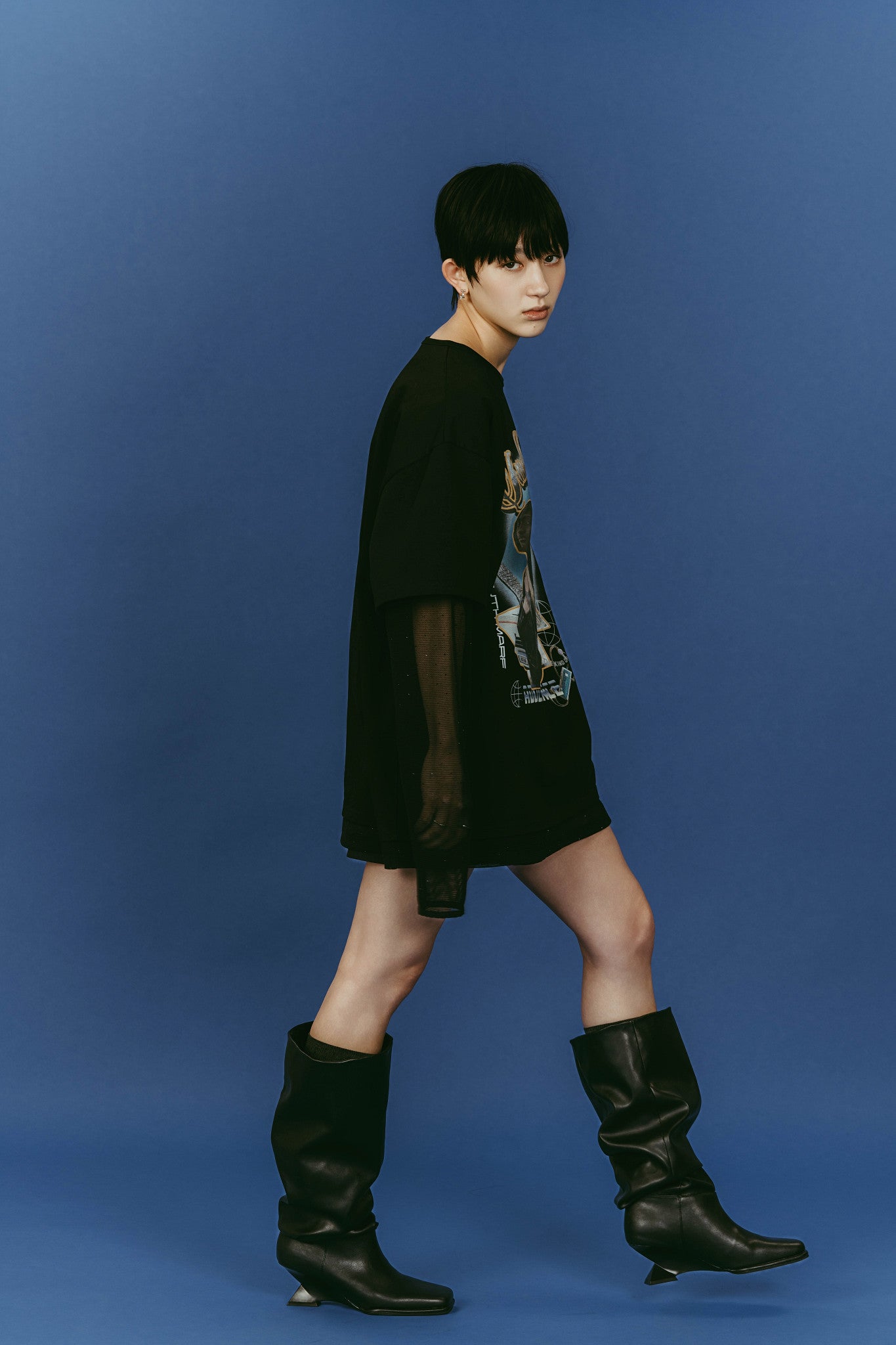 ai future layered t-shirt