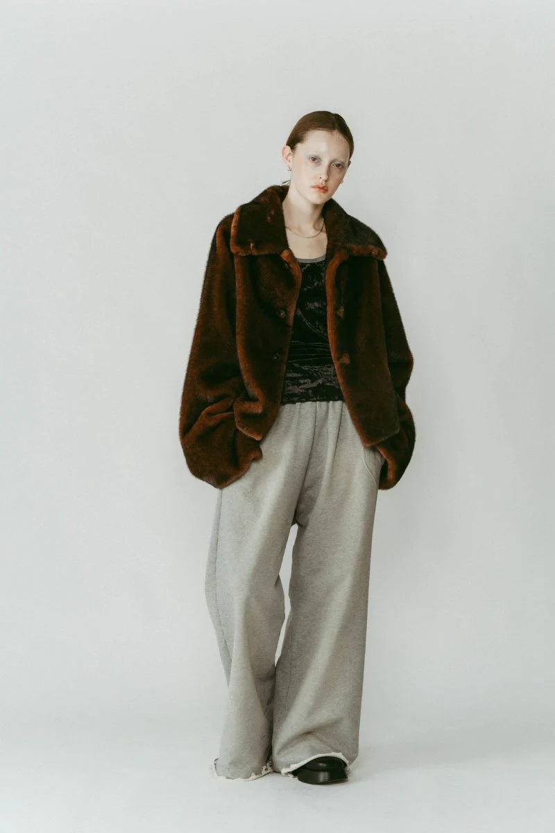 point collar fur coat